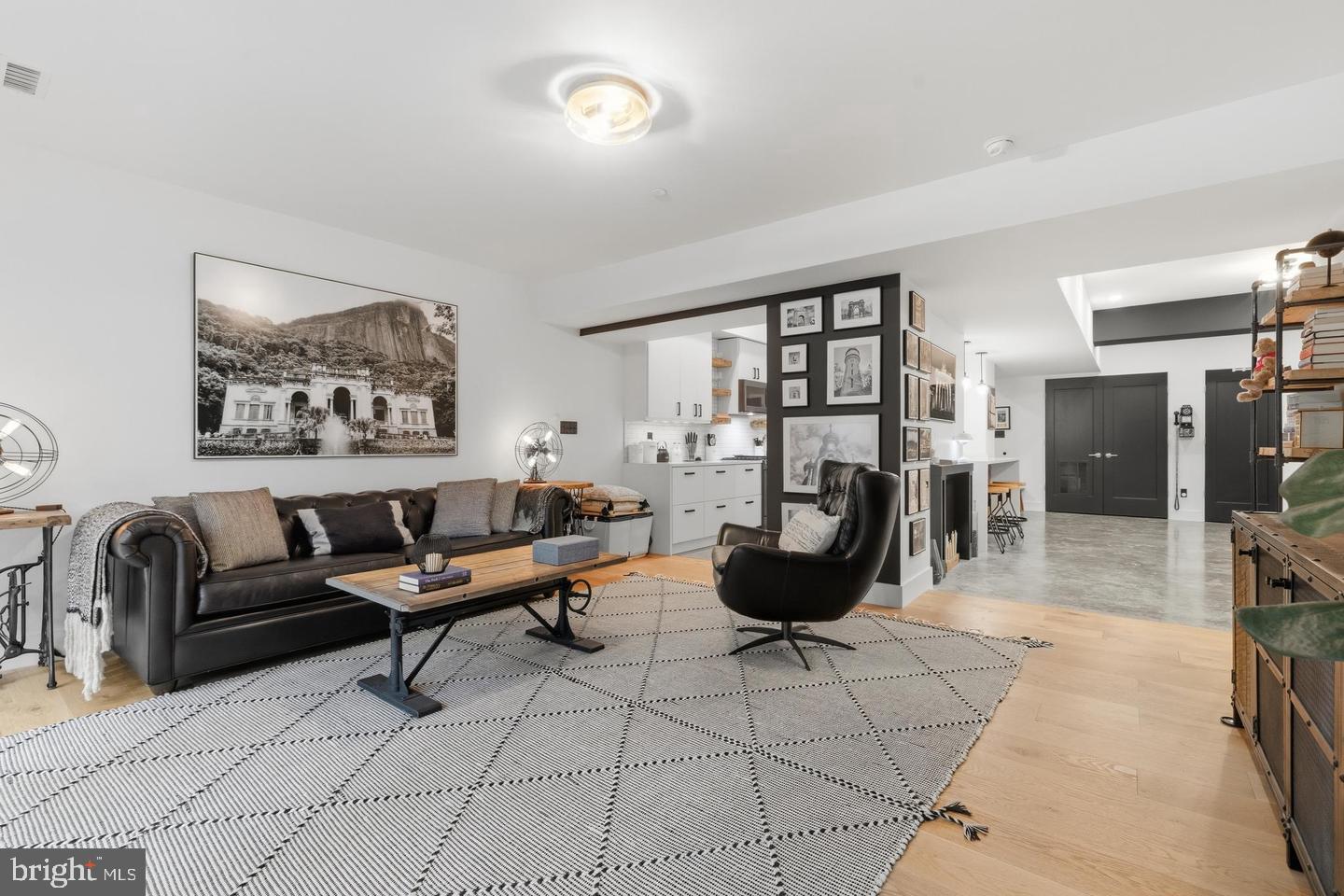 2701 HUME DRIVE 400
