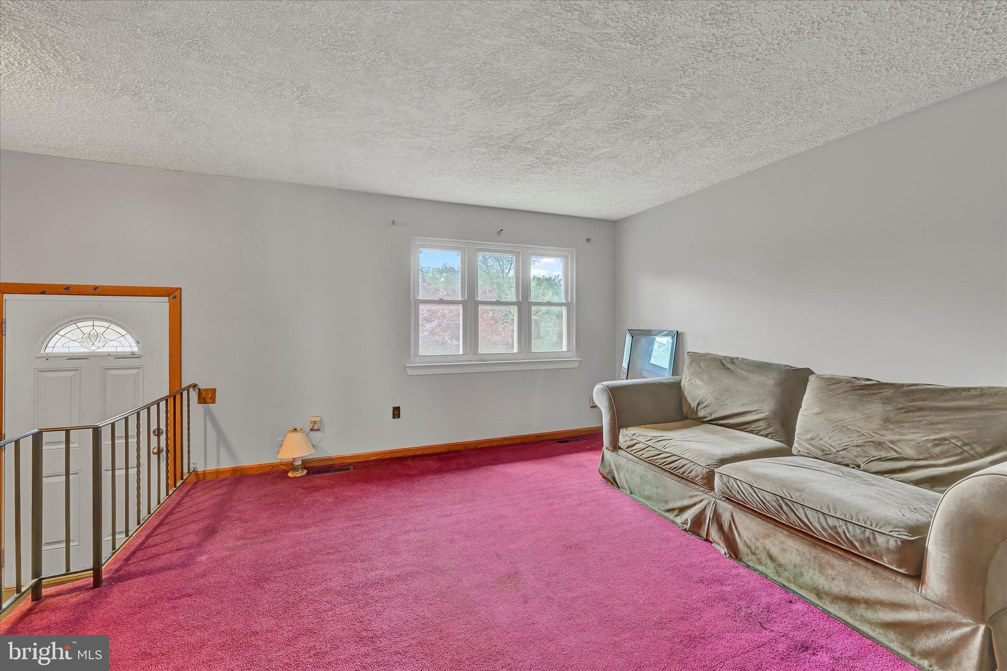 1587 LYNCH ROAD