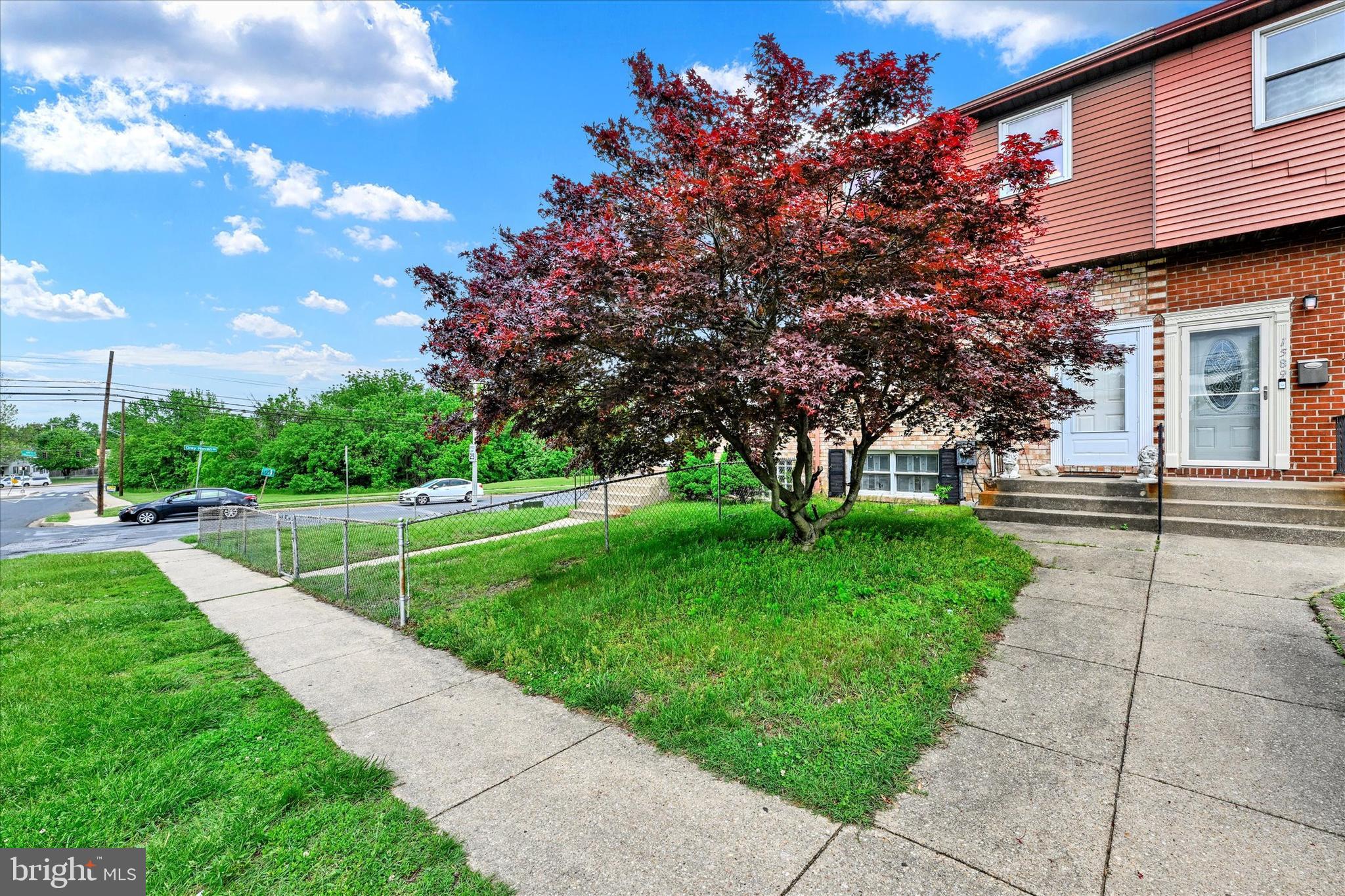 1587 LYNCH ROAD