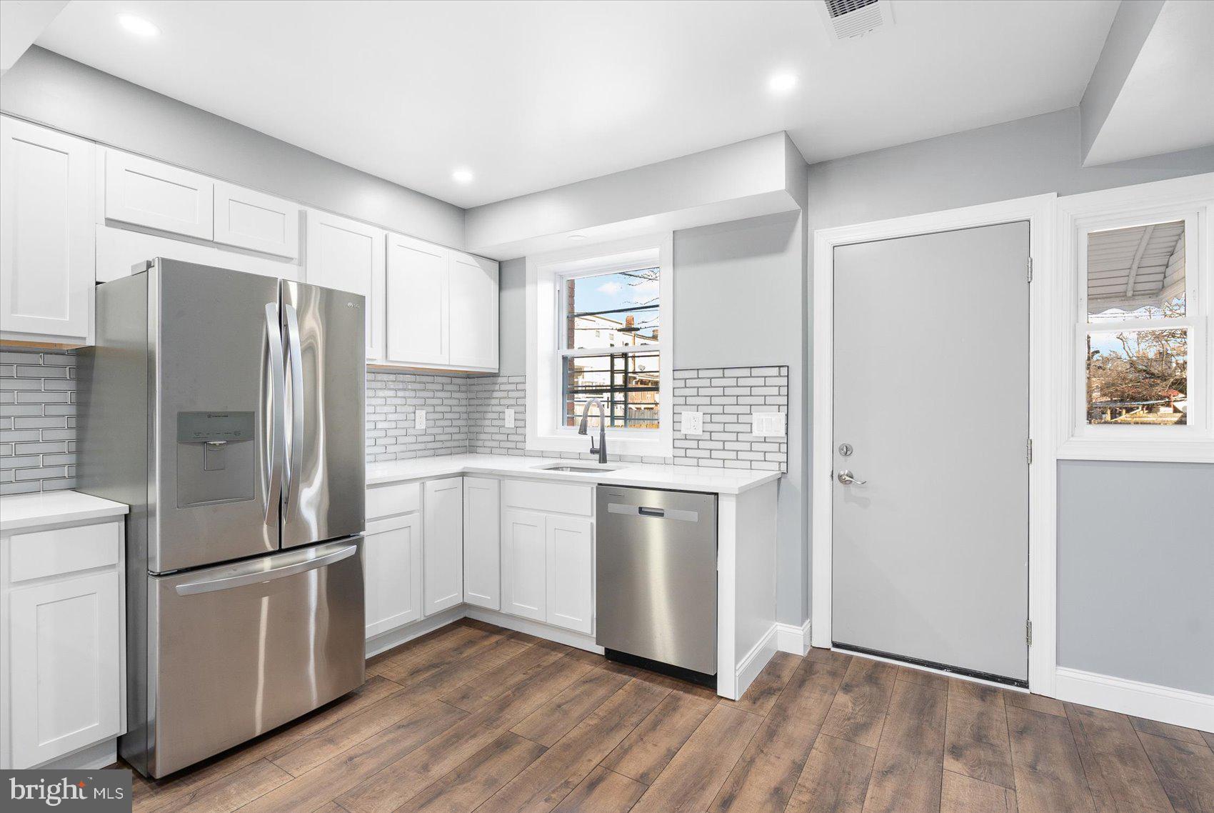 PARK HEIGHTS - Residential