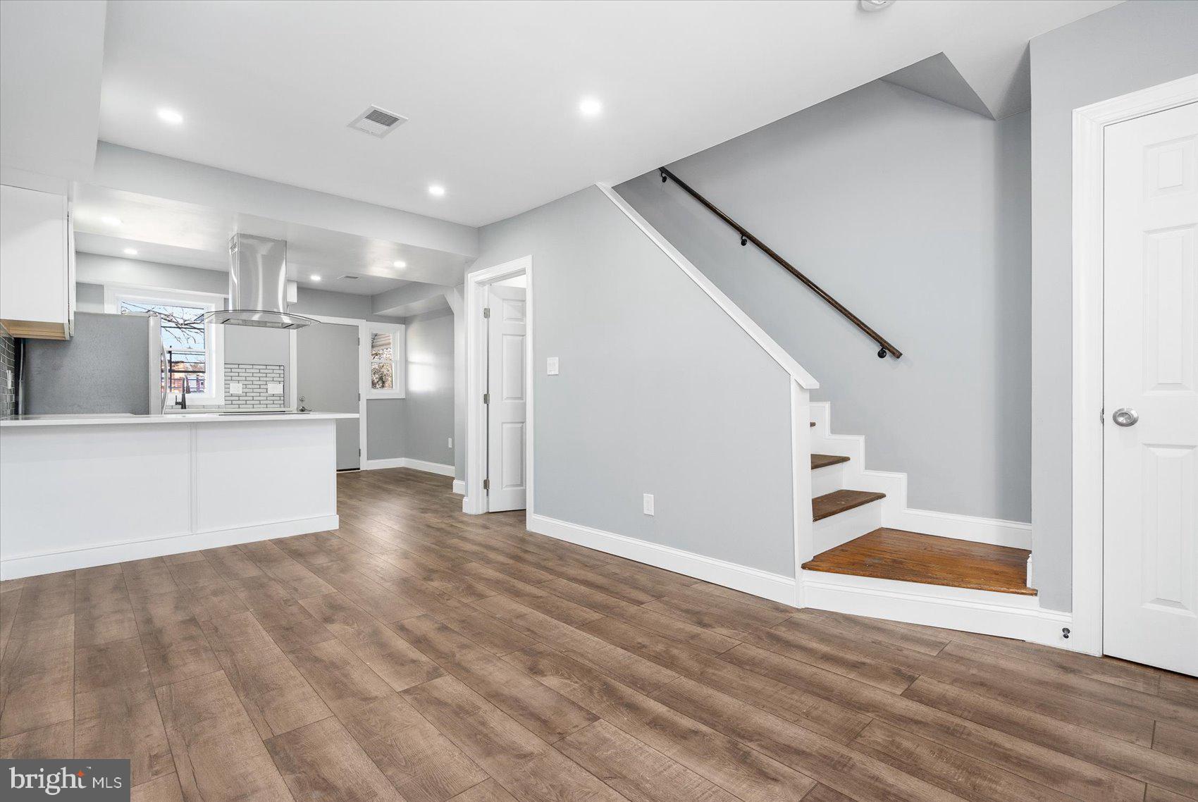 PARK HEIGHTS - Residential