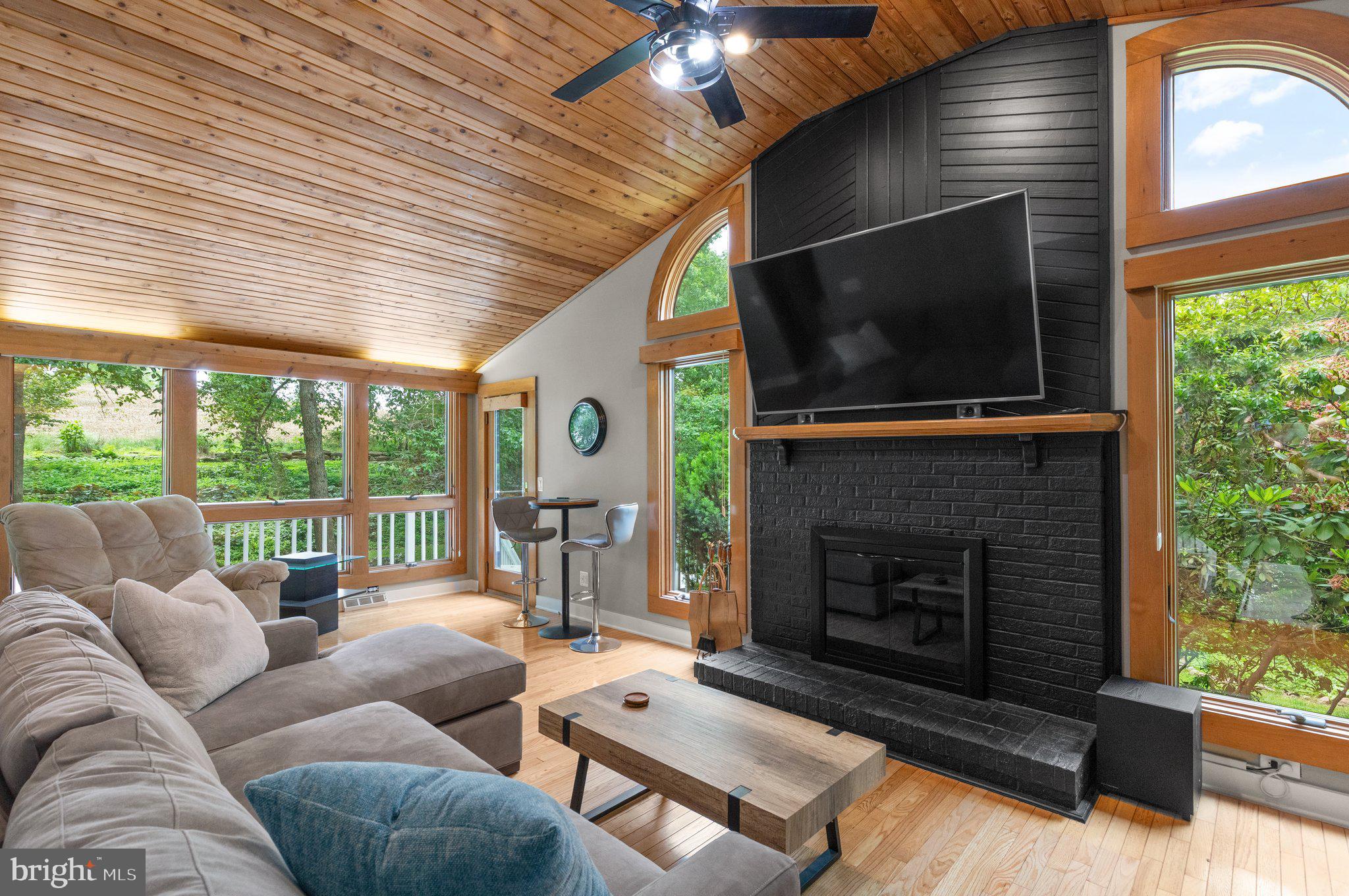 607 REMINGTON ROAD