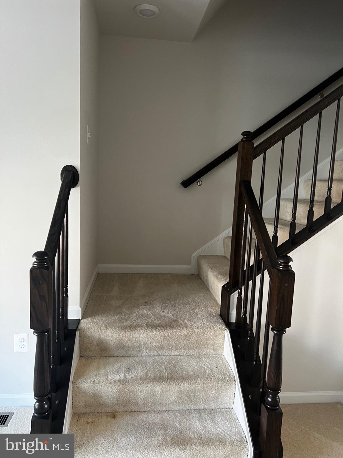 3507 GENTLE BREEZE DRIVE