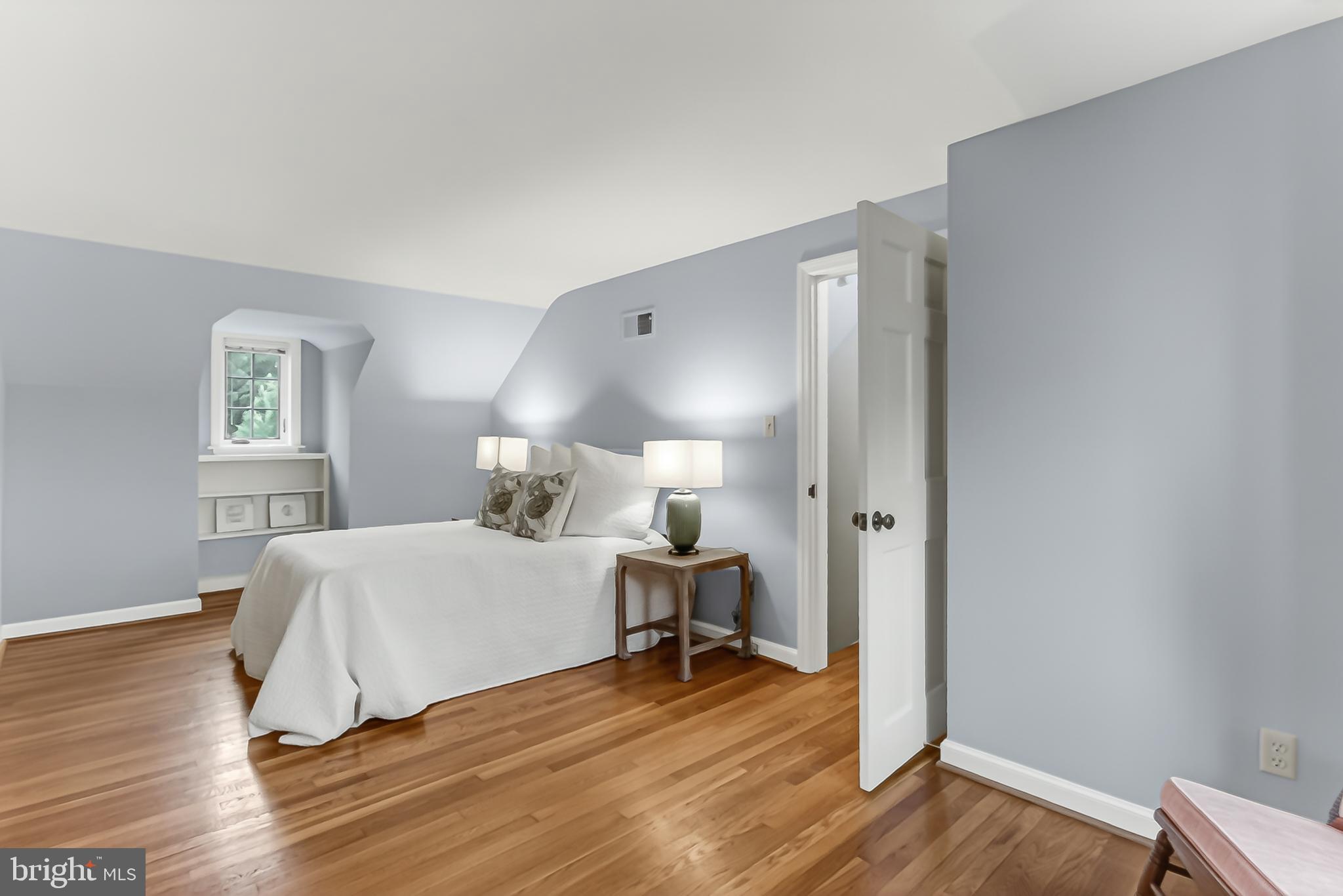 BEVERLY HILLS - Residential