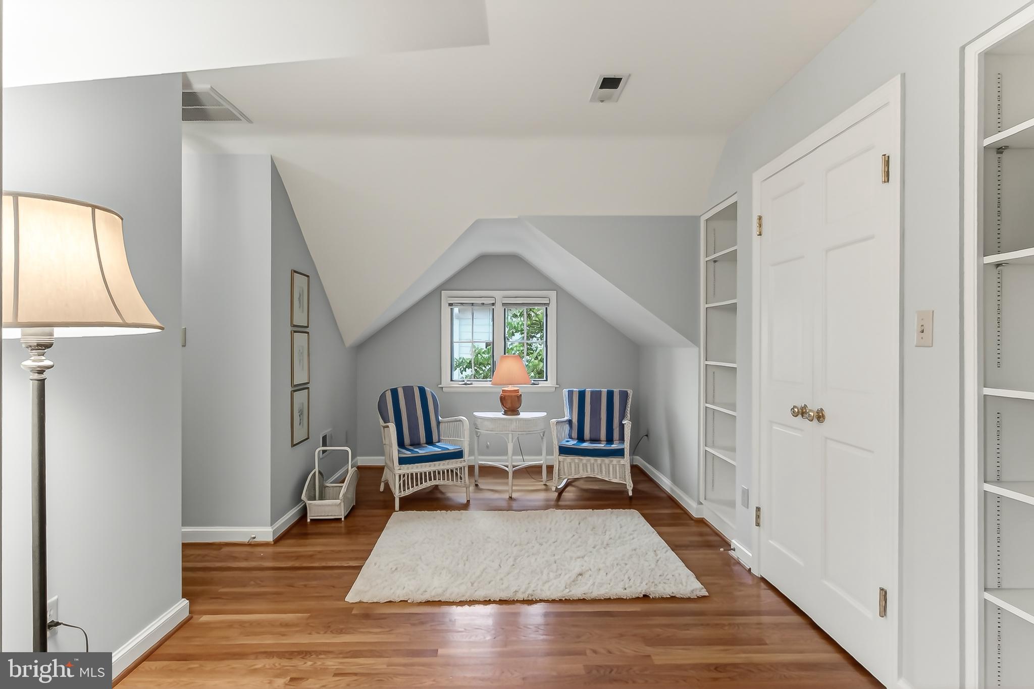 BEVERLY HILLS - Residential