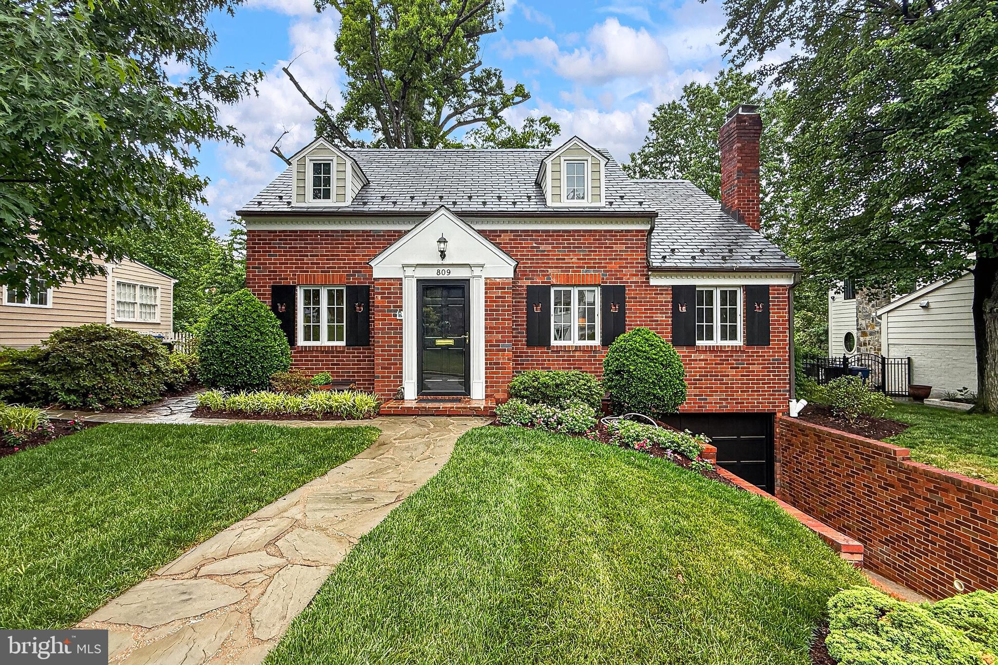 809 ENDERBY DRIVE