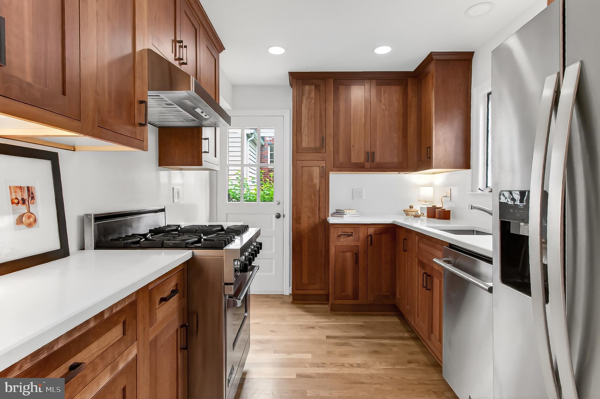 BEVERLY HILLS - Residential