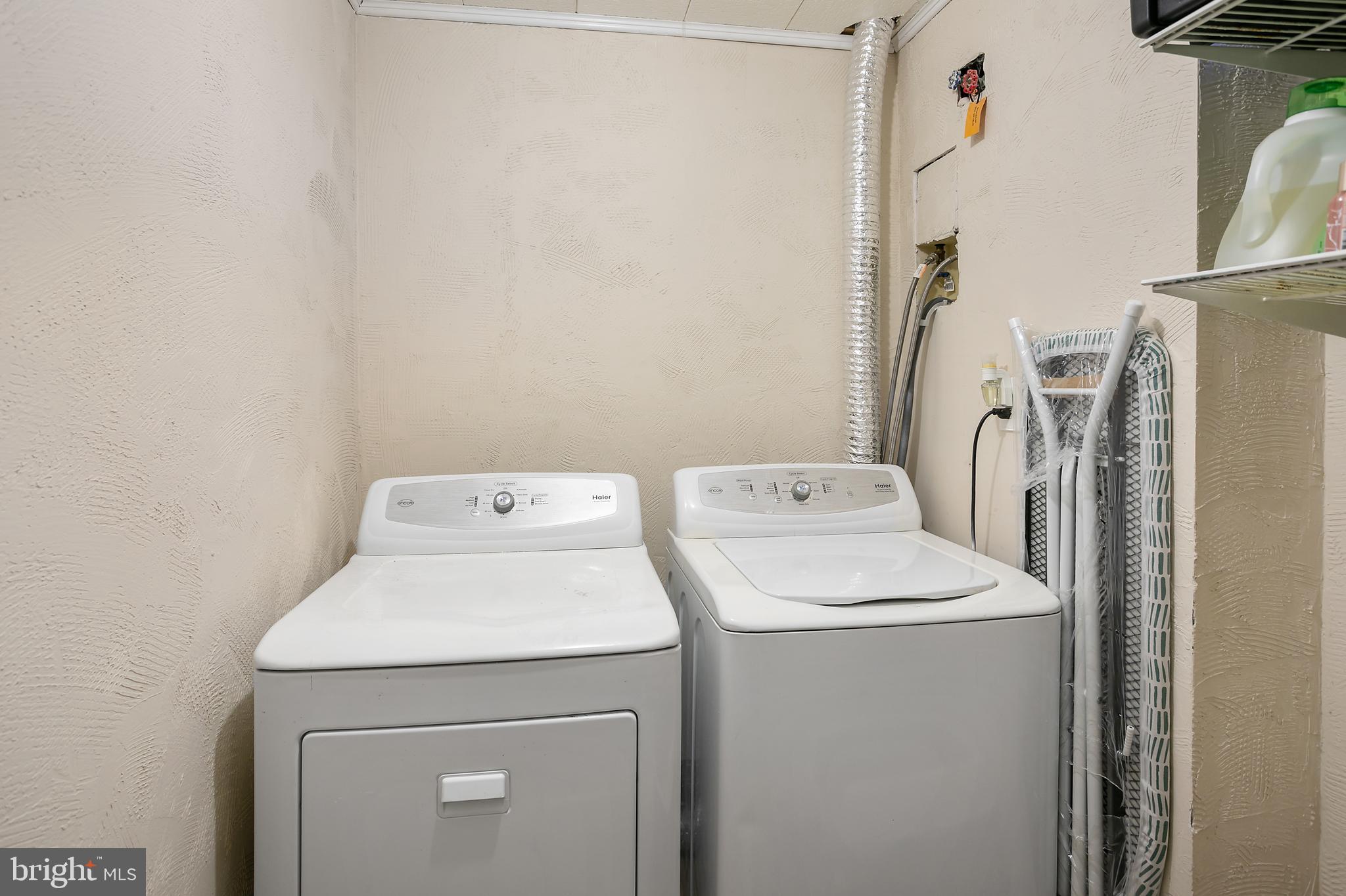 STAFFORD MEADOWS - Residential