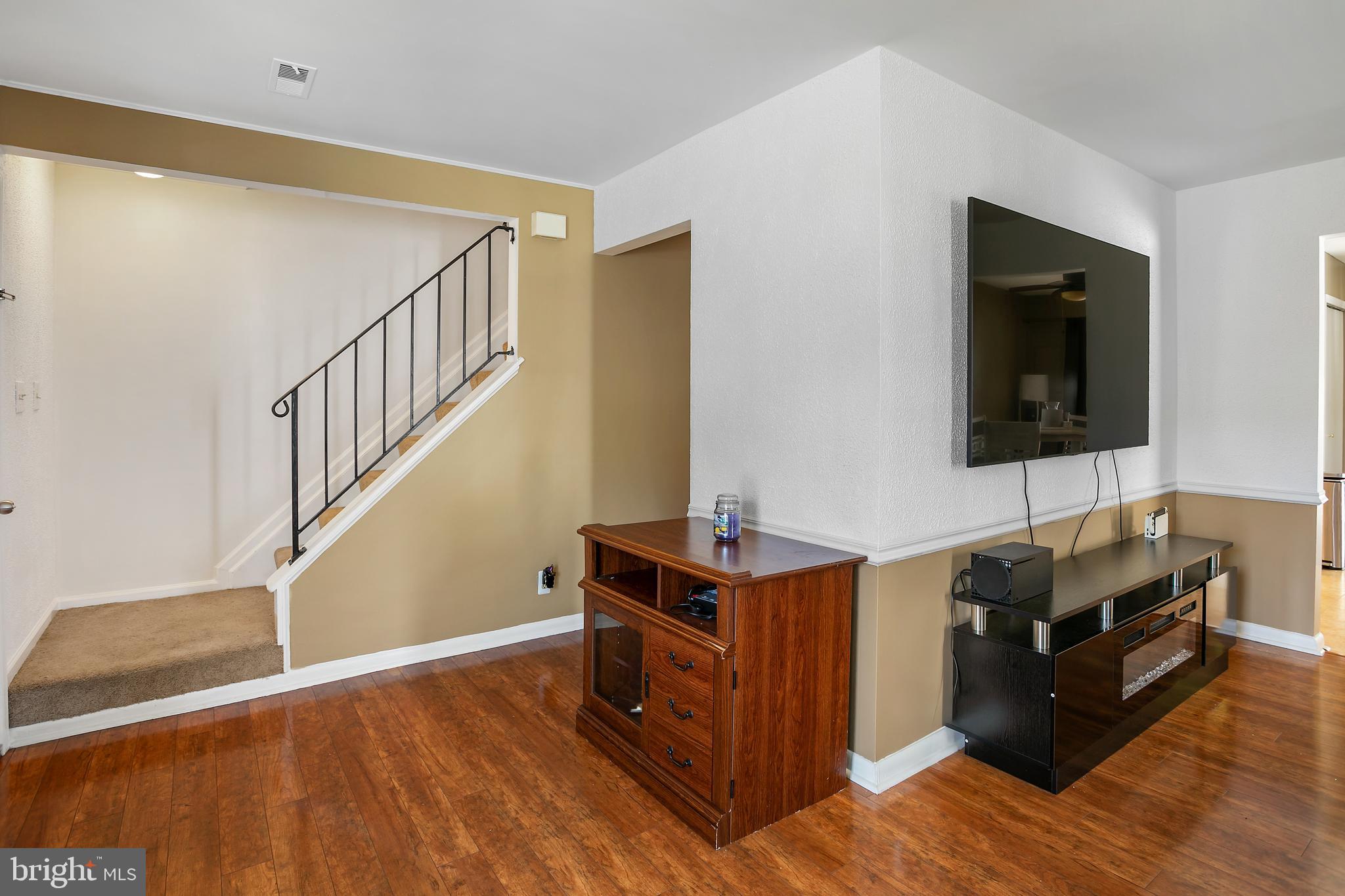 STAFFORD MEADOWS - Residential