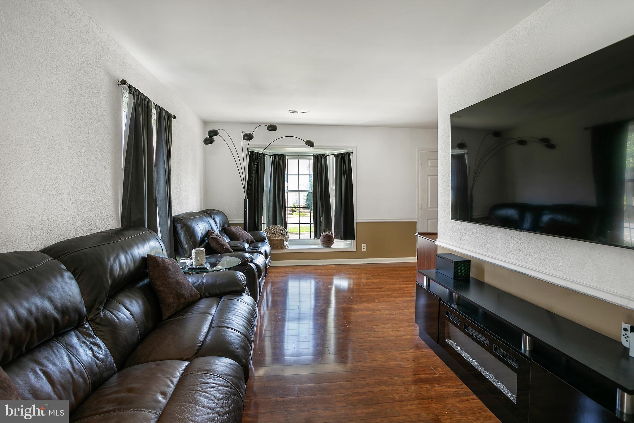 STAFFORD MEADOWS - Residential