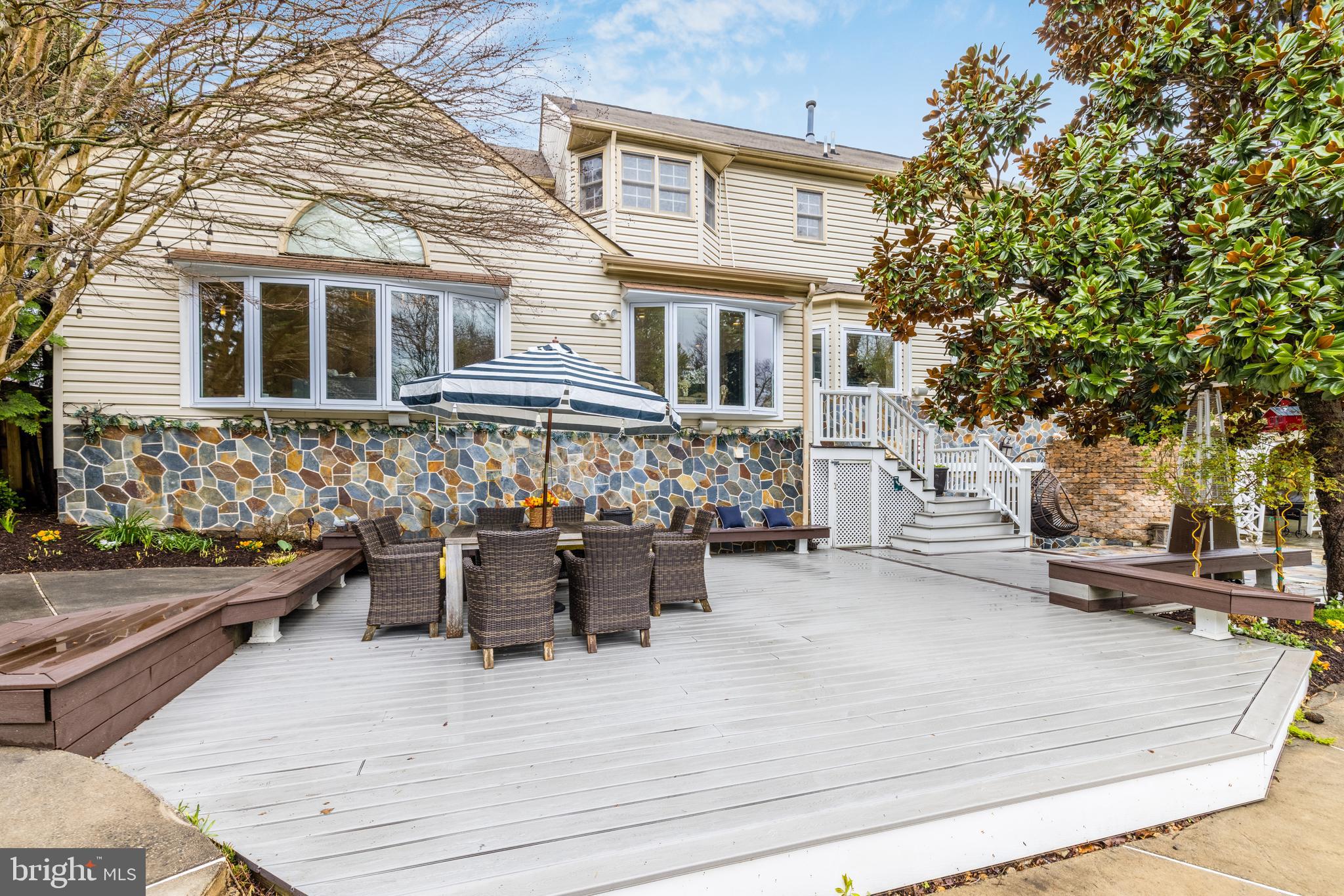 SENECA GATE - Residential