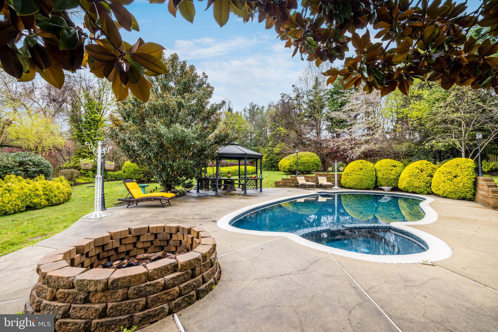 SENECA GATE - Residential