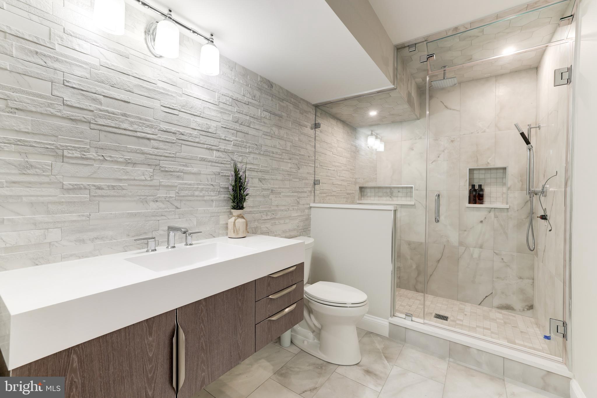 SENECA GATE - Residential