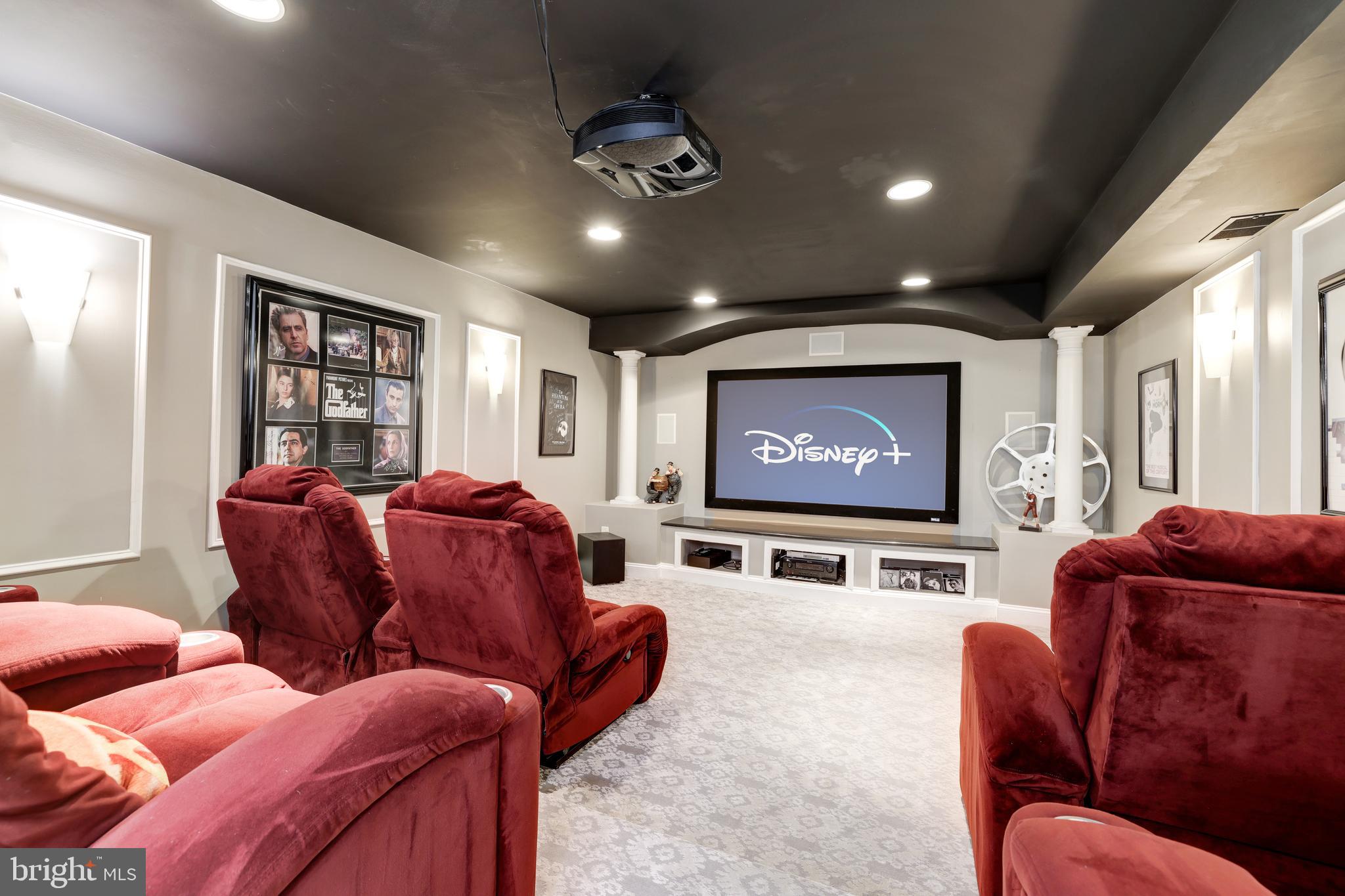 SENECA GATE - Residential