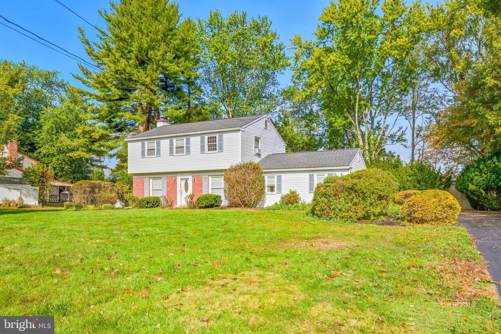 Photo of 305 Larchwood Road, WEST CHESTER, PA 19382 (MLS # PACT2111856)
