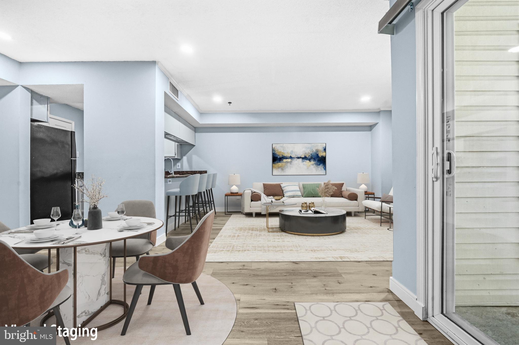 1524 LINCOLN WAY 107