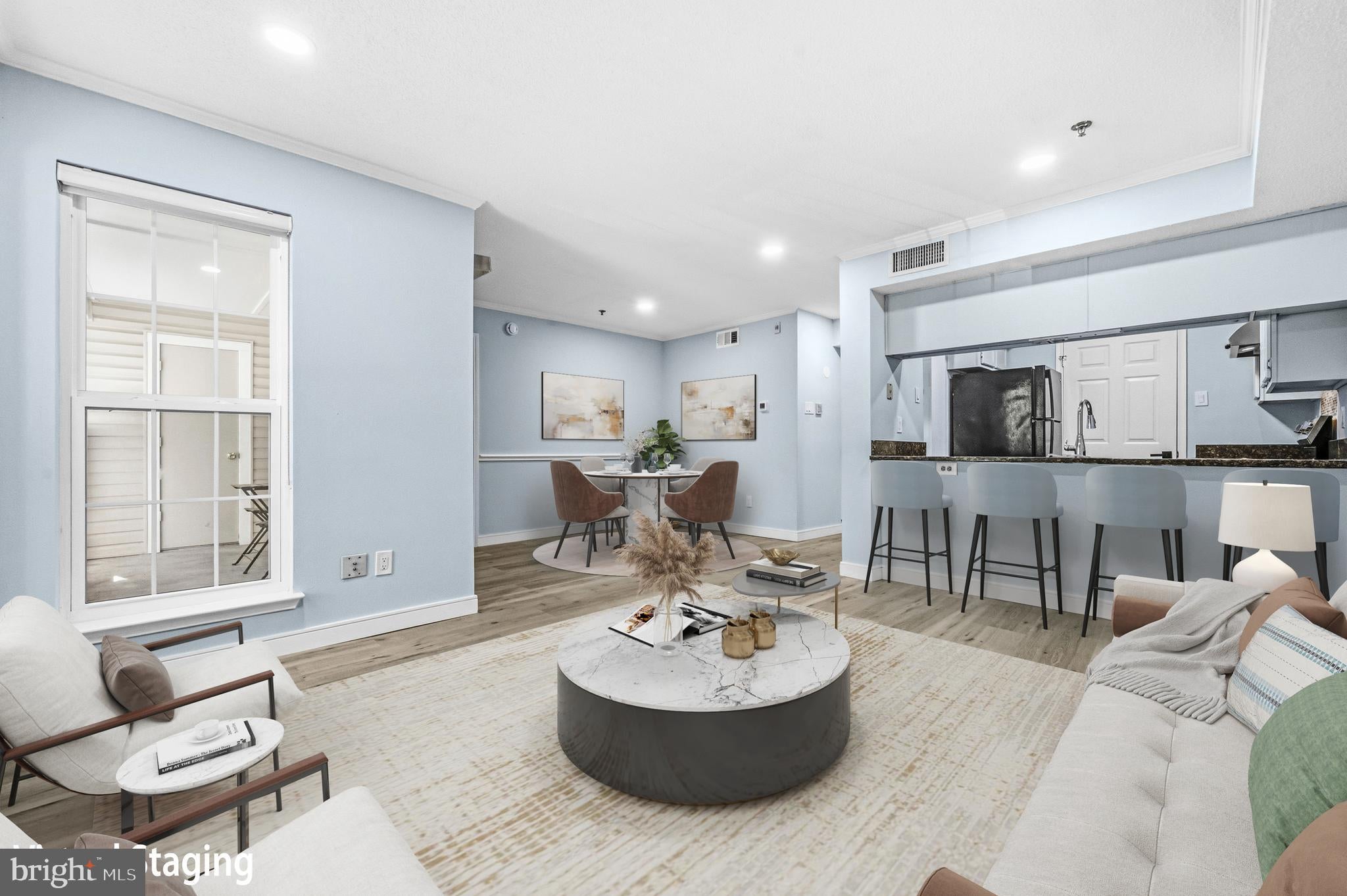 1524 LINCOLN WAY 107