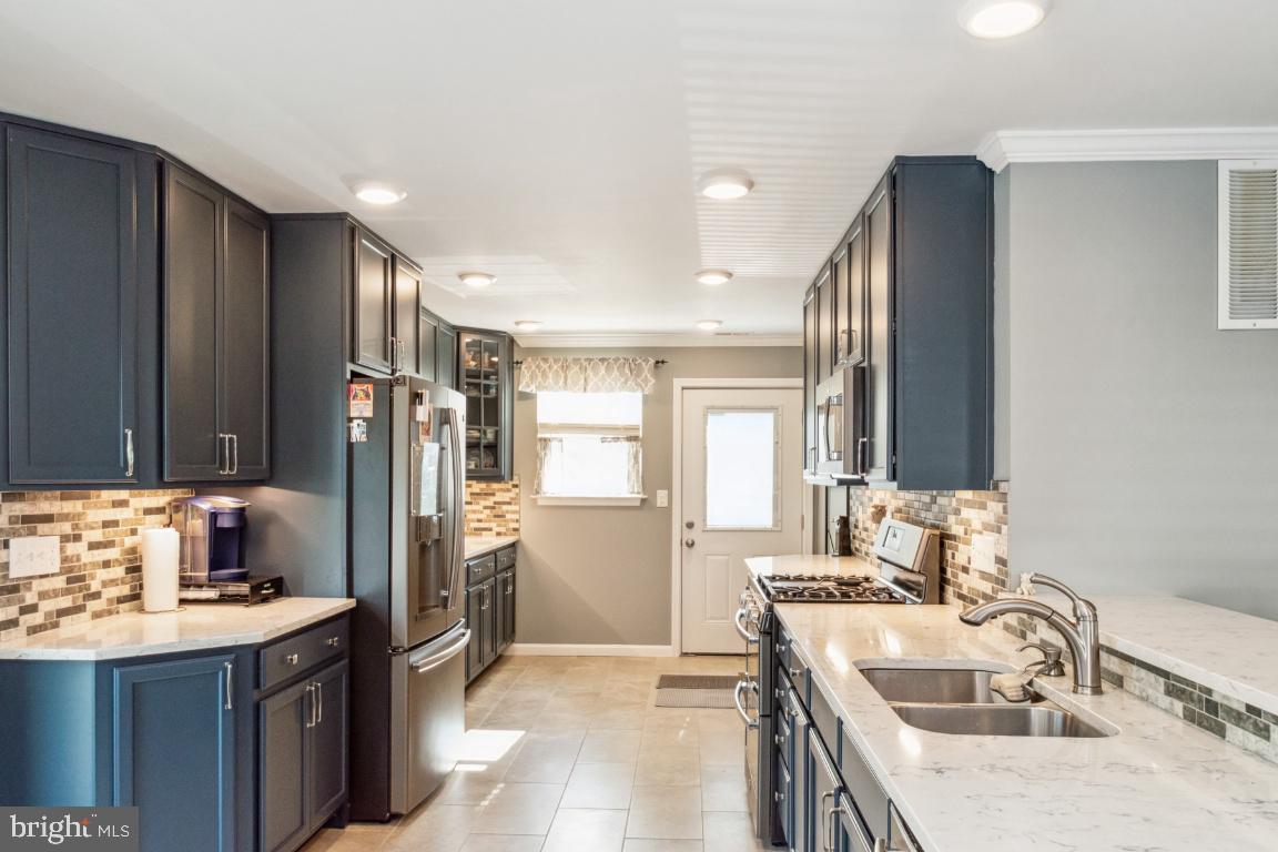 BACK RIVER HIGHLANDS - Residential