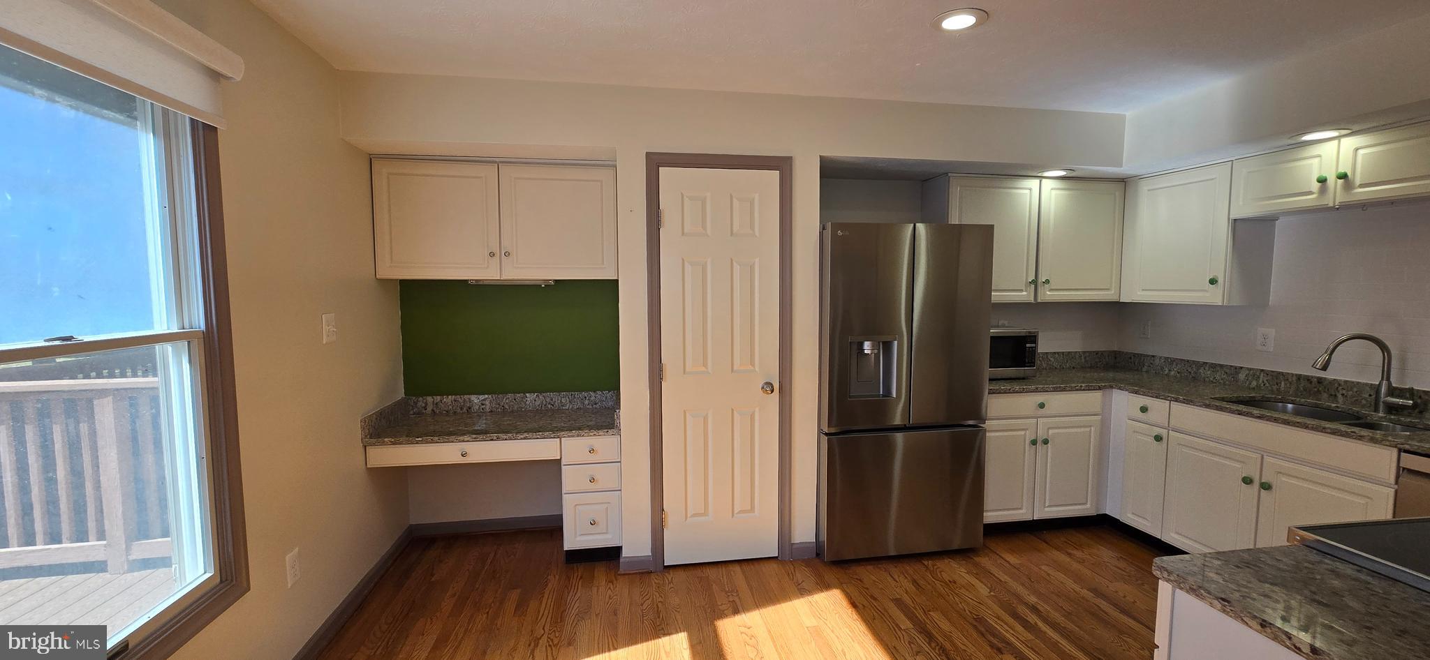 DORSEY SEARCH - Residential Lease