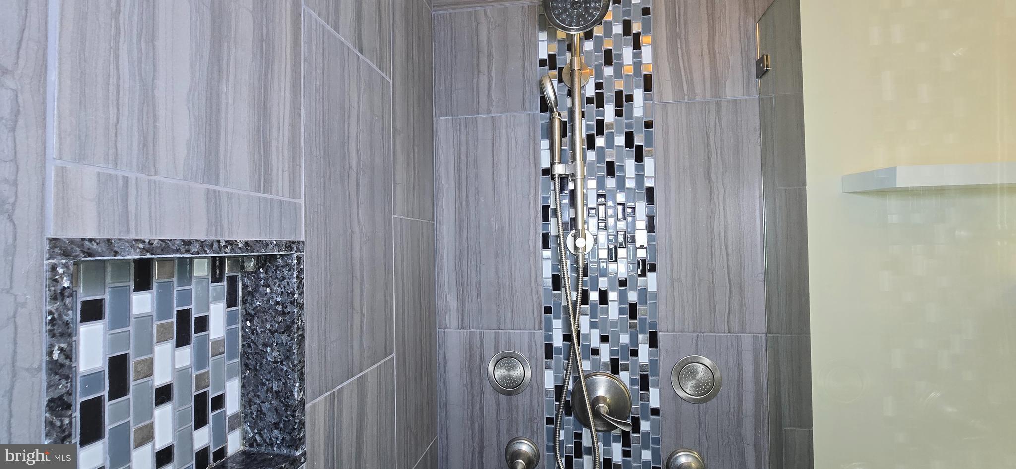 DORSEY SEARCH - Residential Lease