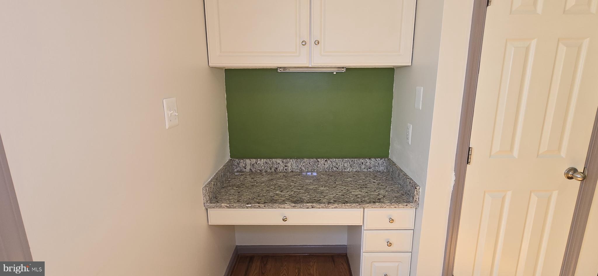 DORSEY SEARCH - Residential Lease