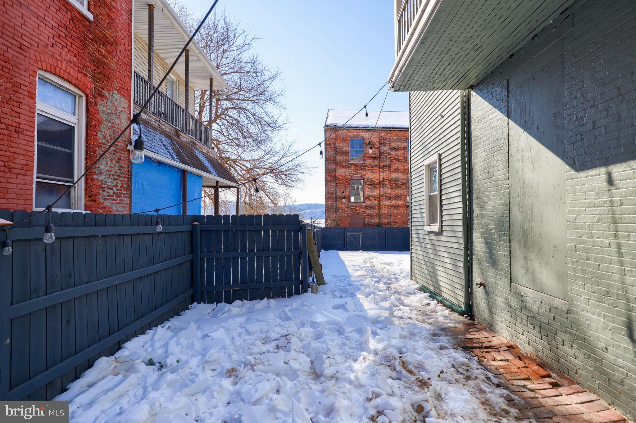 COLUMBIA BOROUGH - Residential