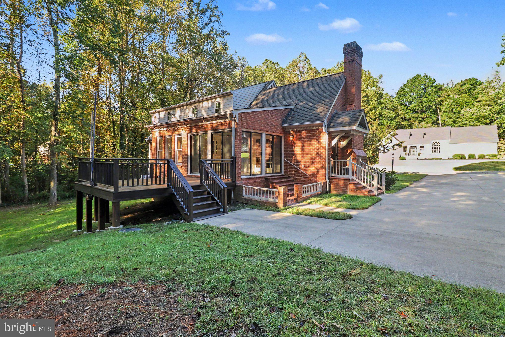 120 LACY LANE