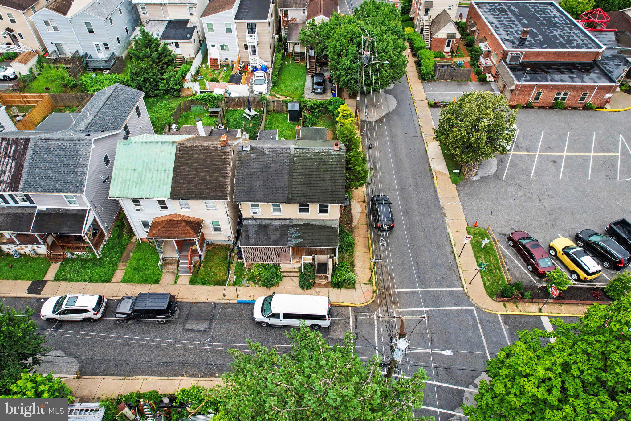 100 POPLAR STREET