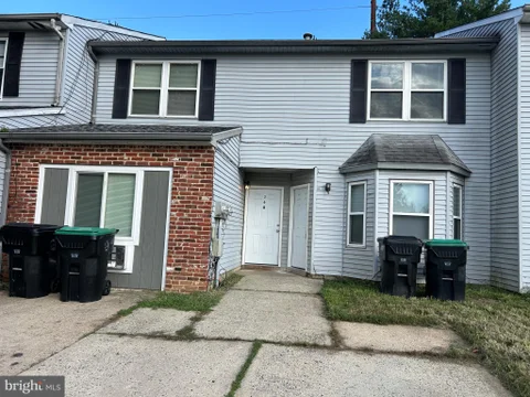 MLS: NJCD2125470
