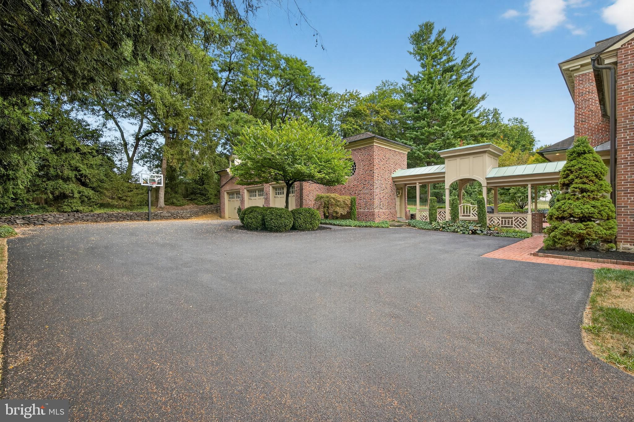 WYNDHAM HILLS - Residential