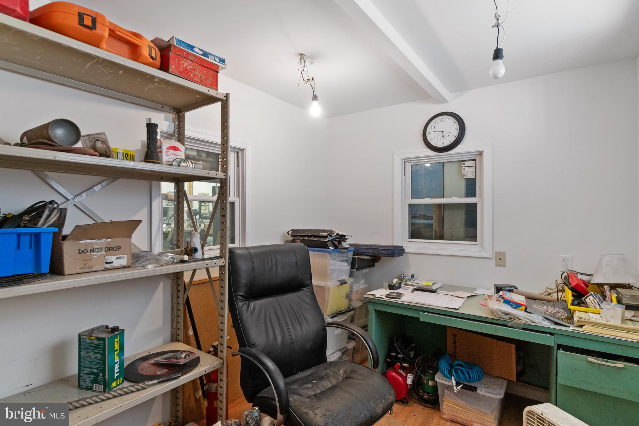 HIGHLANDTOWN - Commercial Sale