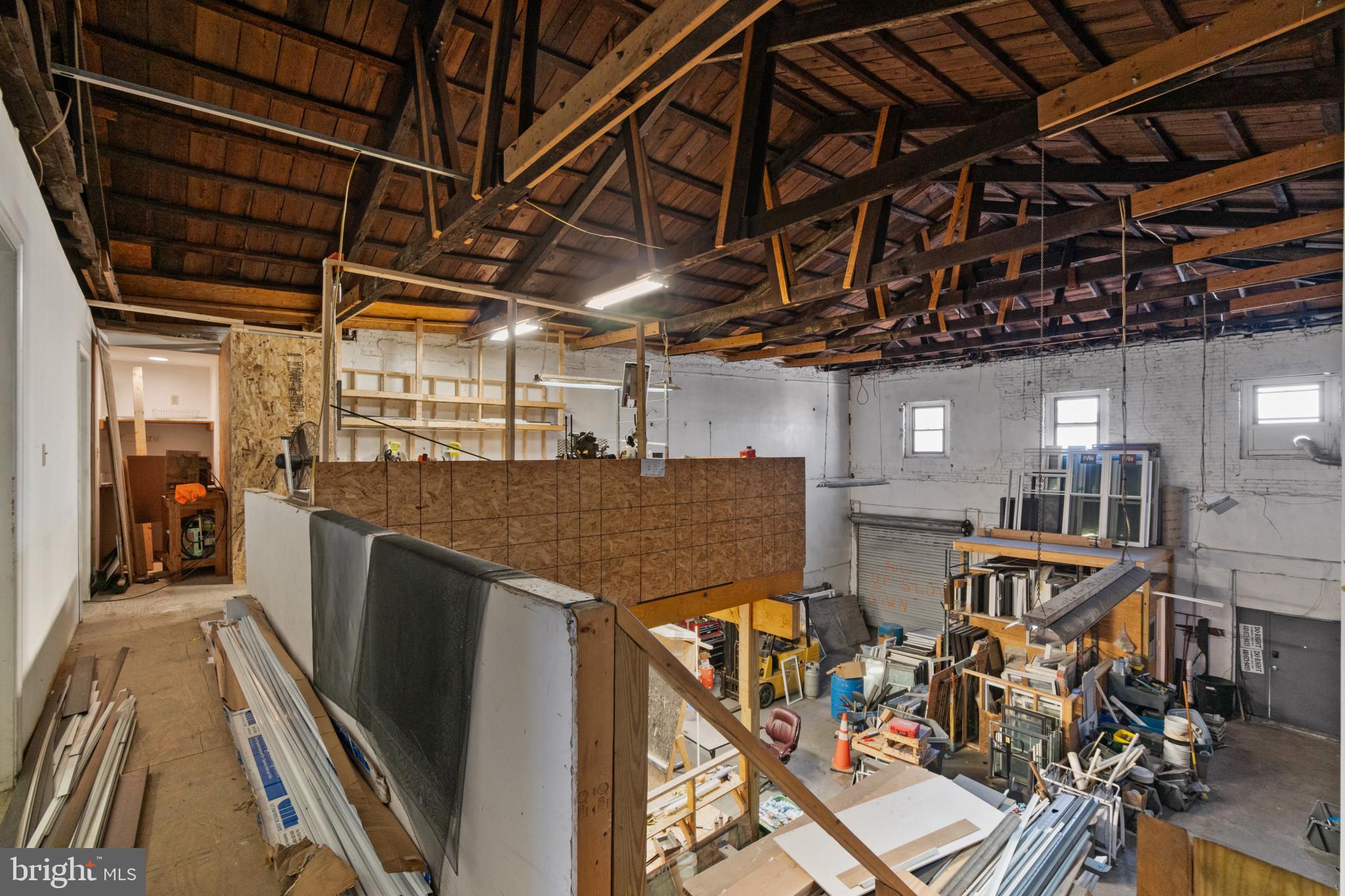 HIGHLANDTOWN - Commercial Sale