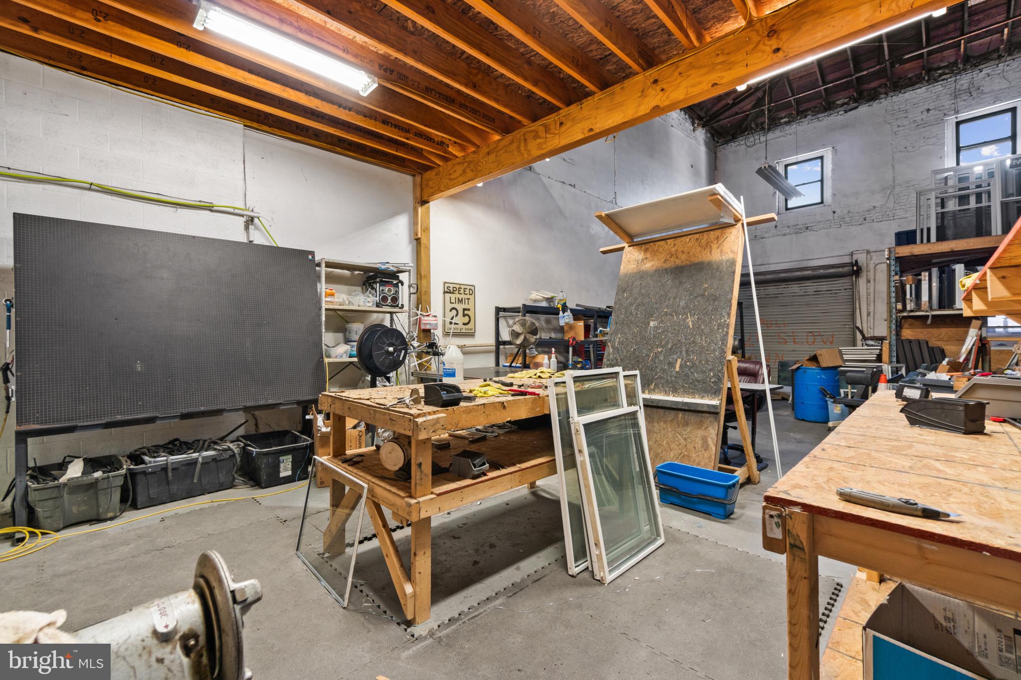 HIGHLANDTOWN - Commercial Sale