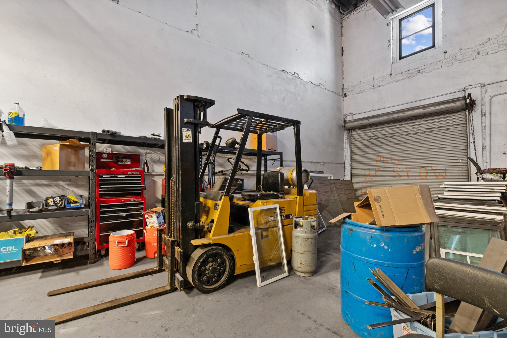 HIGHLANDTOWN - Commercial Sale