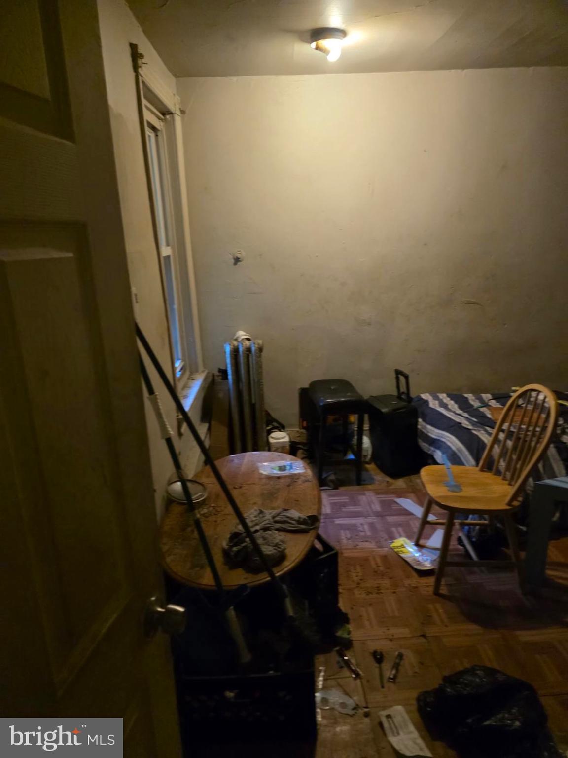 ELMWOOD PARK - Residential