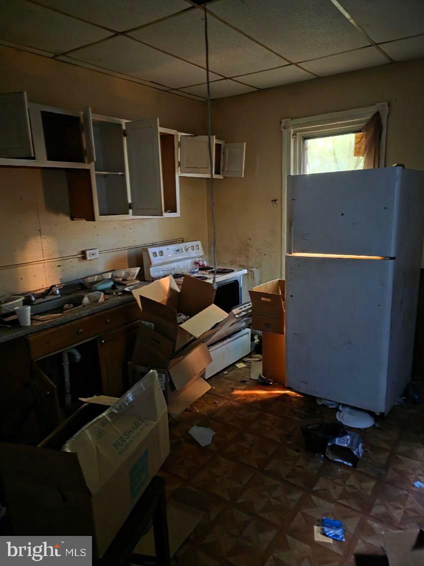 ELMWOOD PARK - Residential