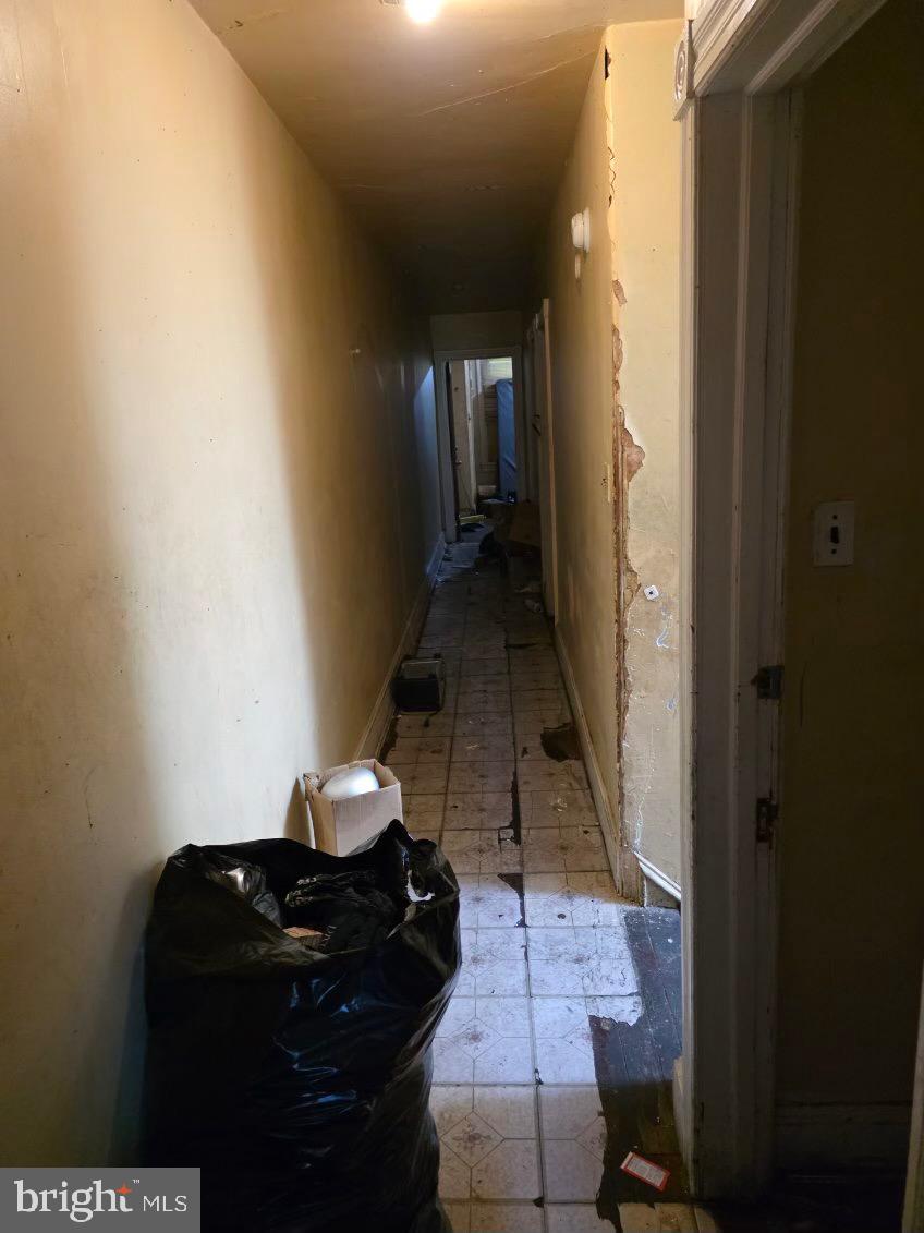 ELMWOOD PARK - Residential