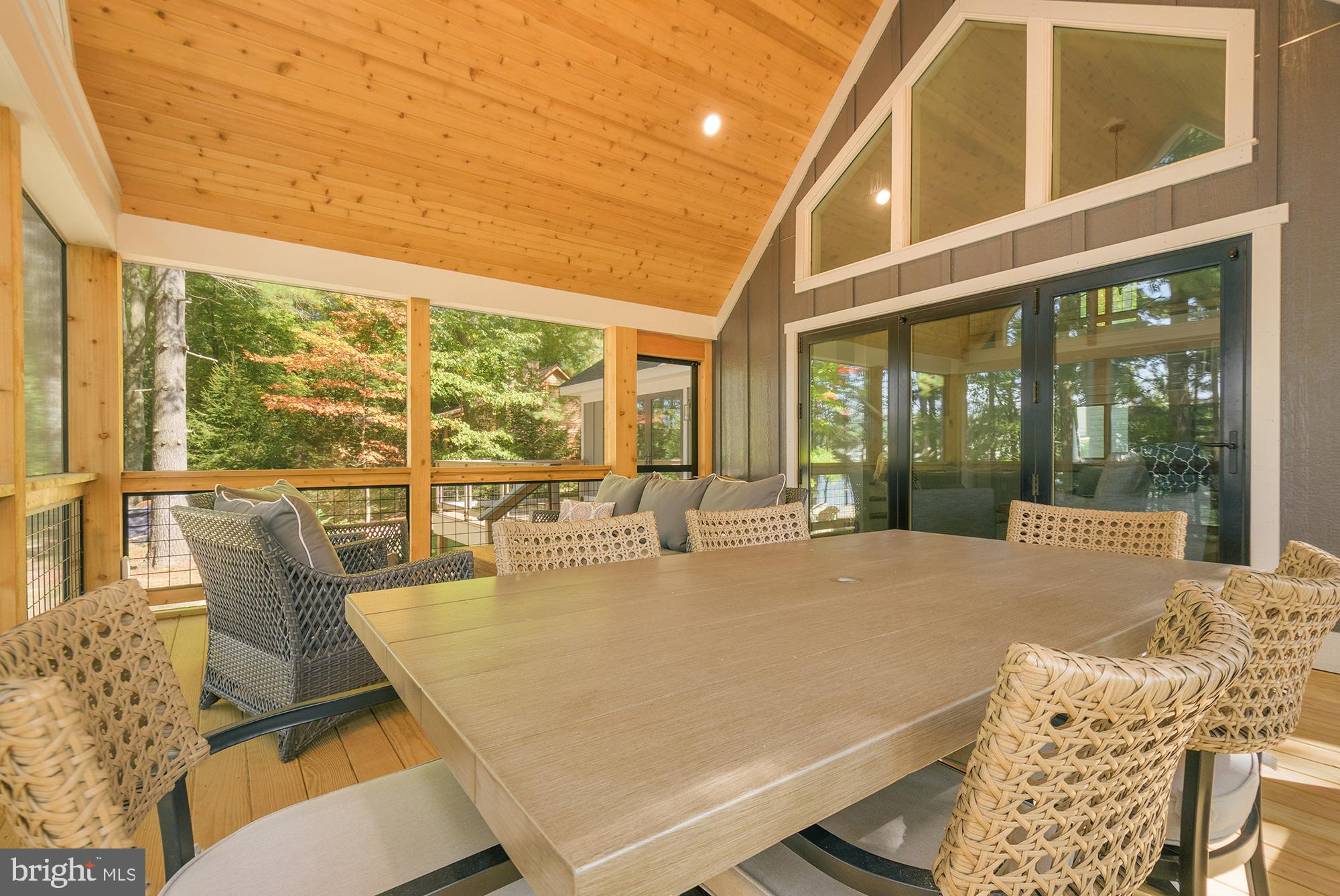 NORTH SHORE - Residential