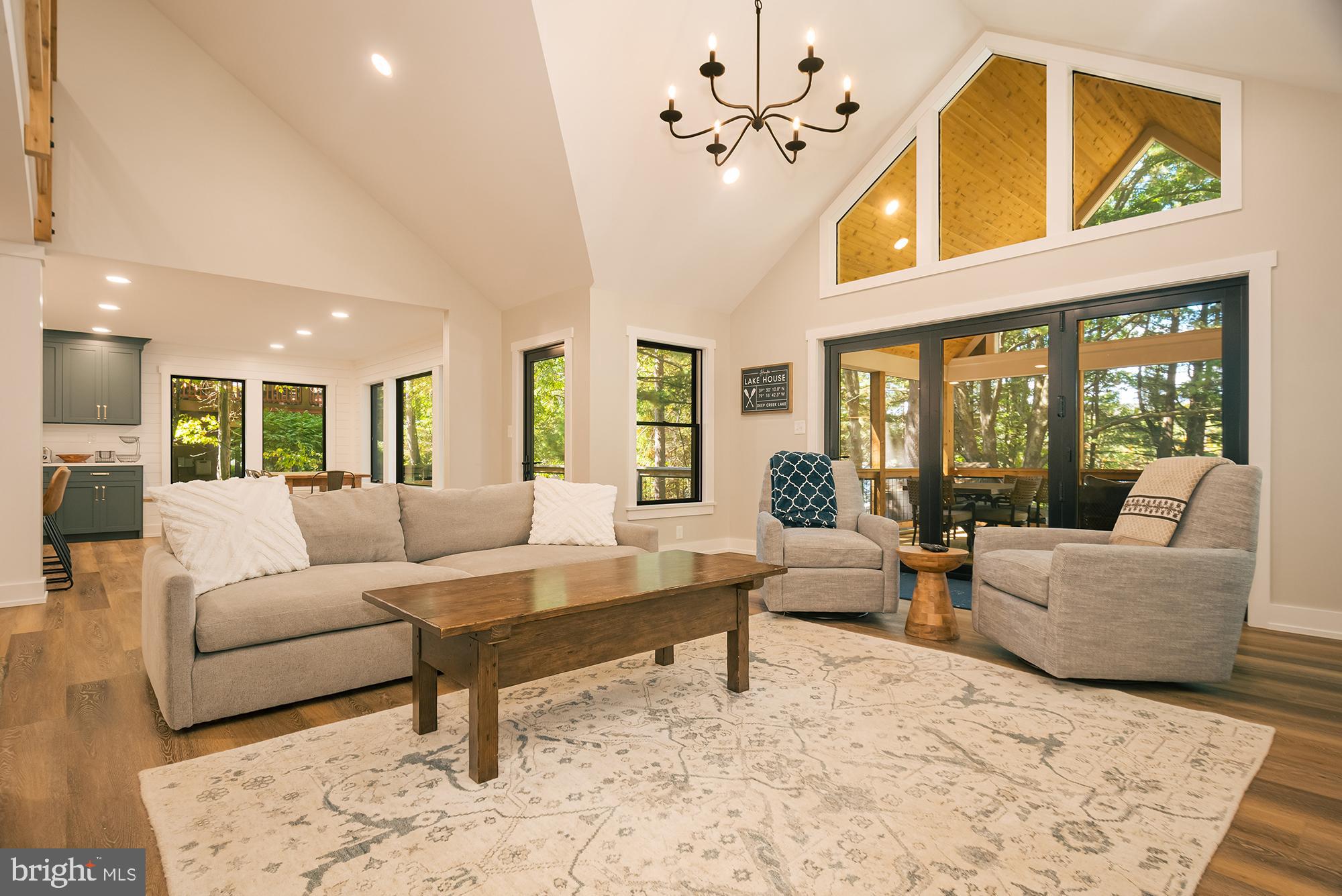 NORTH SHORE - Residential