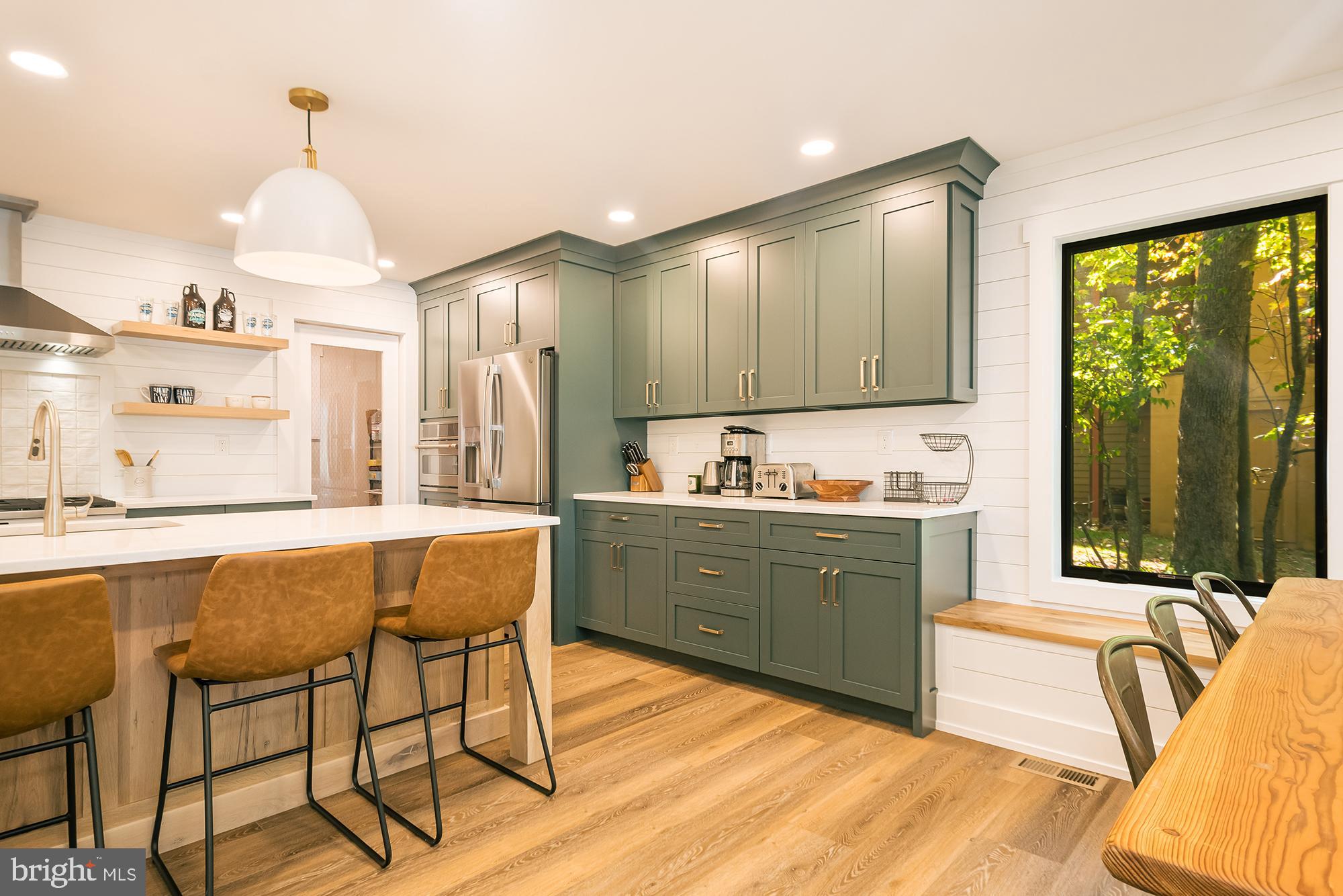 NORTH SHORE - Residential