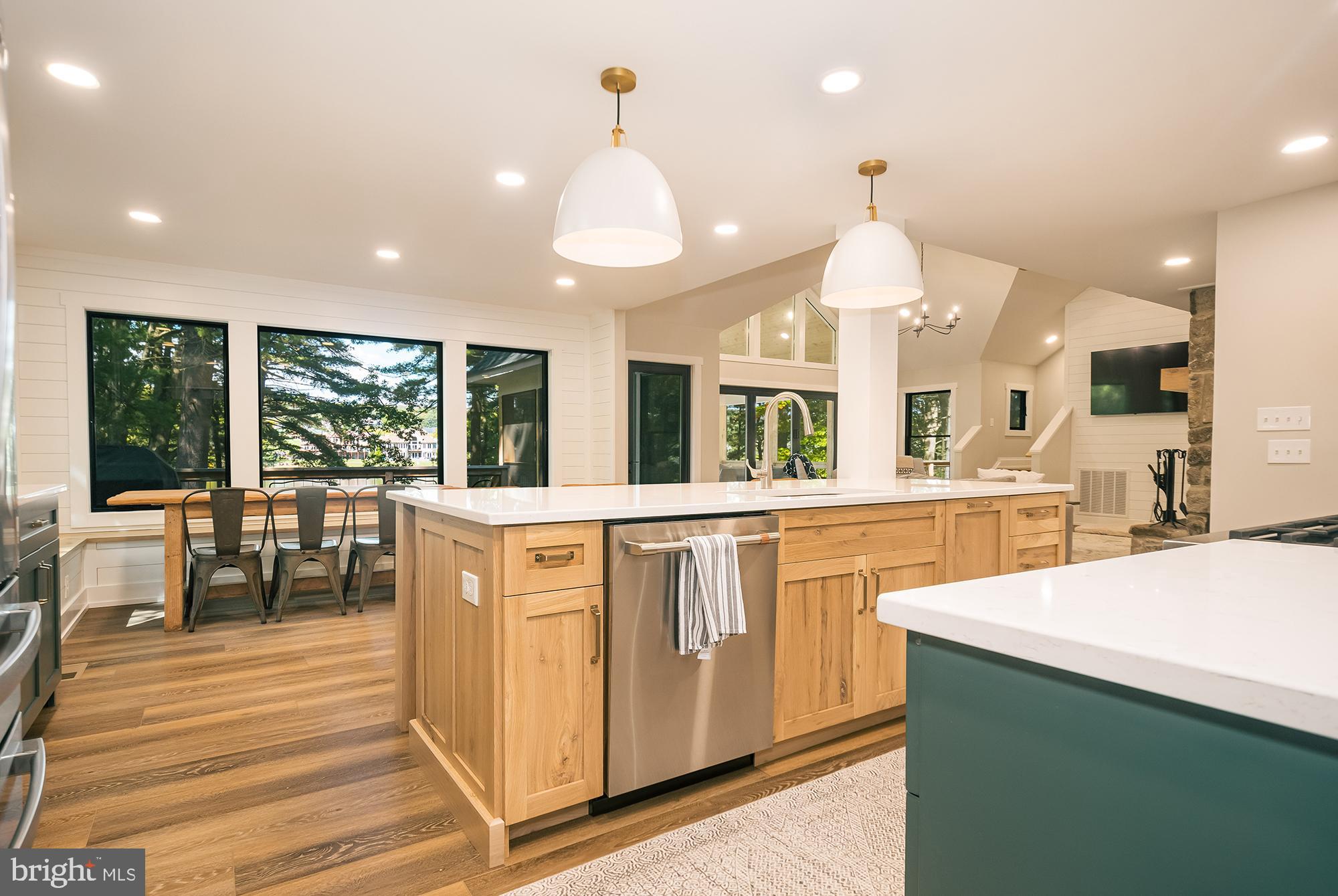 NORTH SHORE - Residential