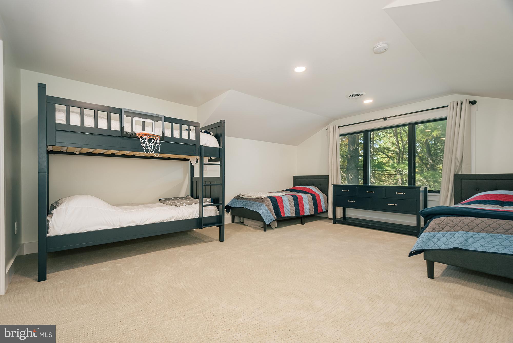 NORTH SHORE - Residential