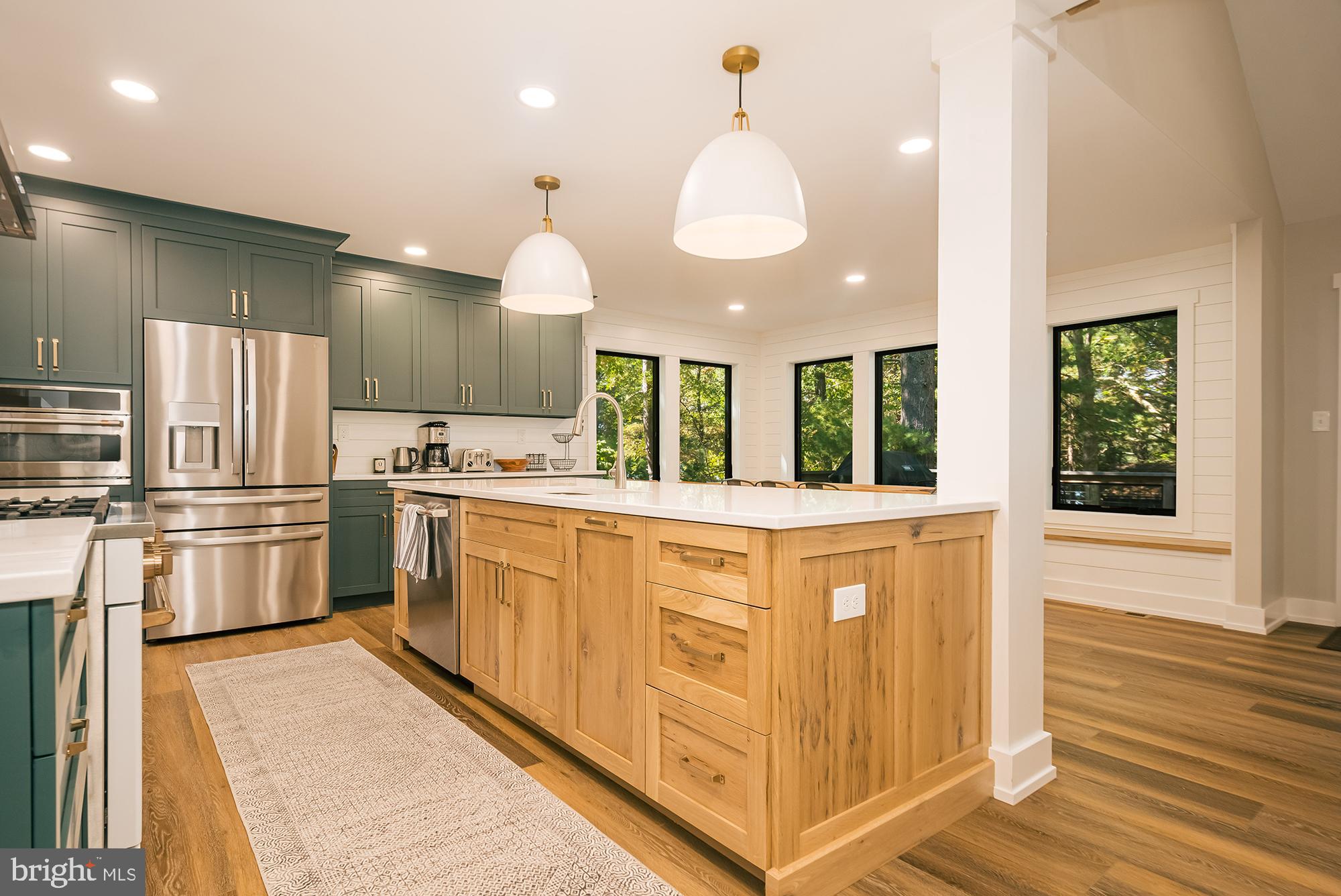 NORTH SHORE - Residential