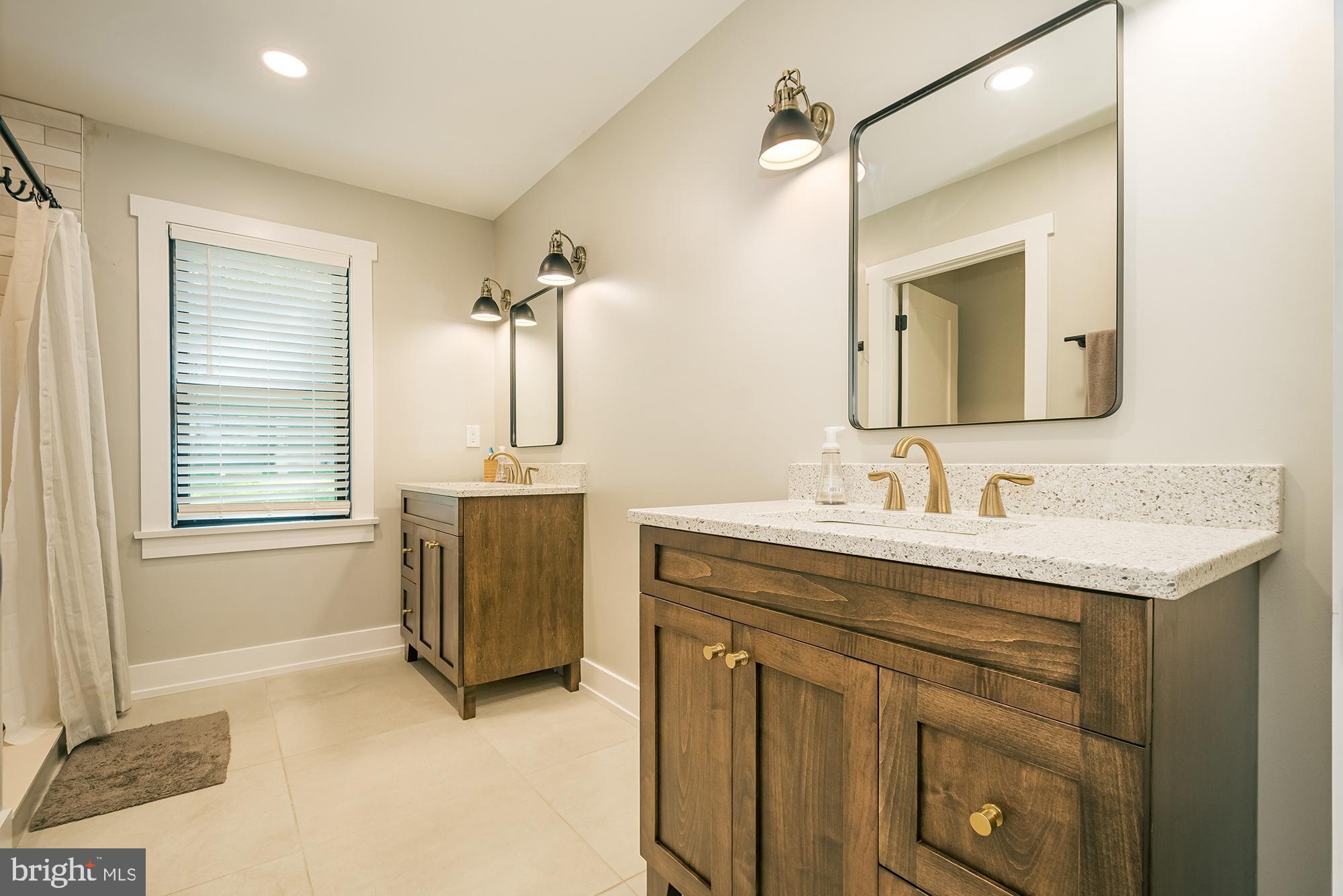 NORTH SHORE - Residential