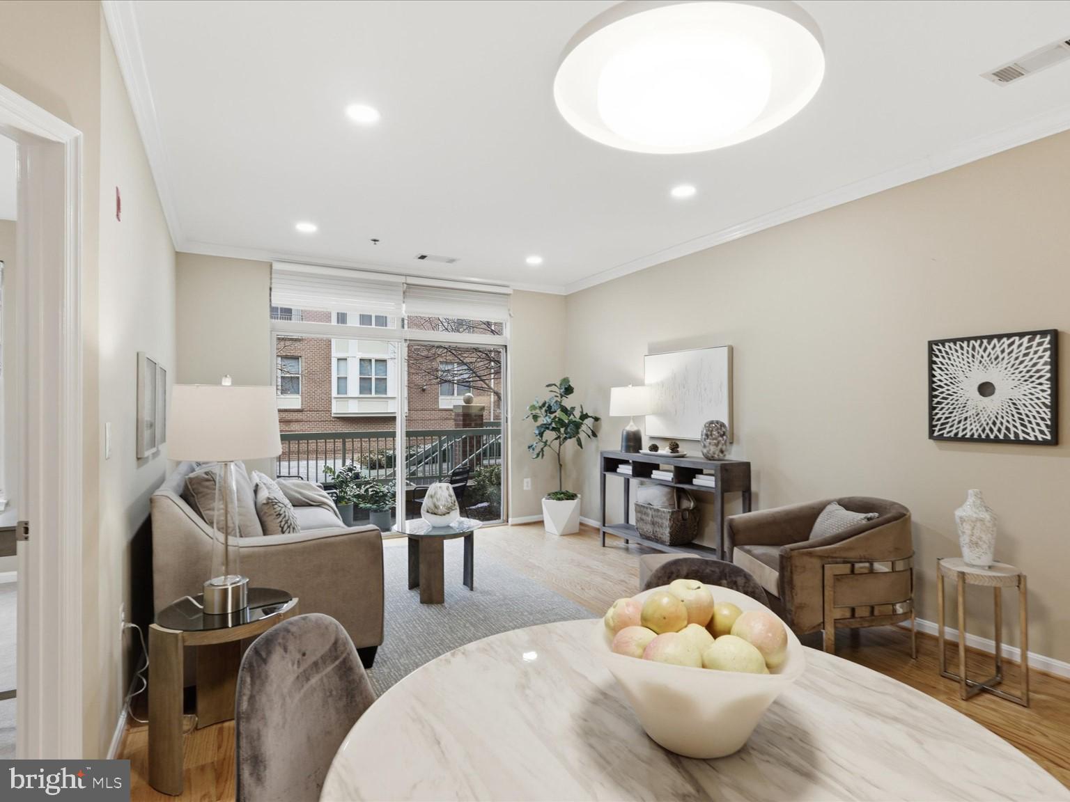 STRATFORD PARK - Residential