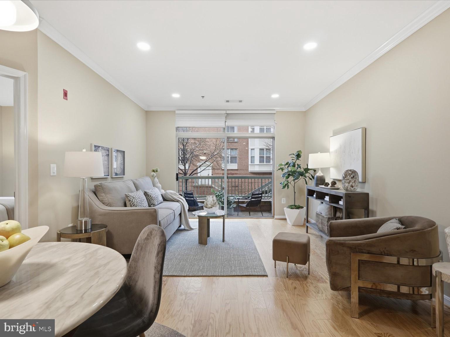 STRATFORD PARK - Residential