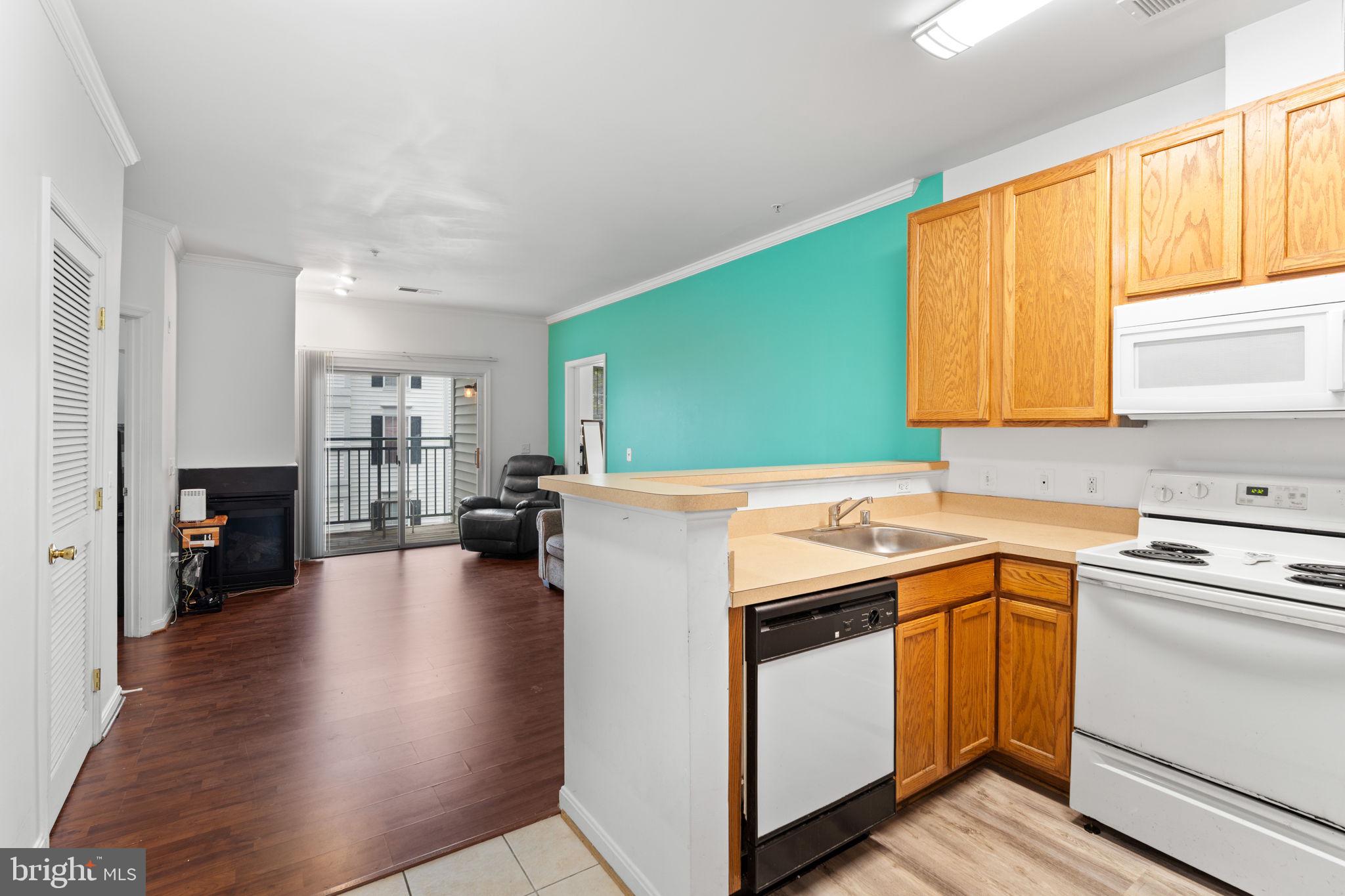 BOWIE TOWERS - Residential