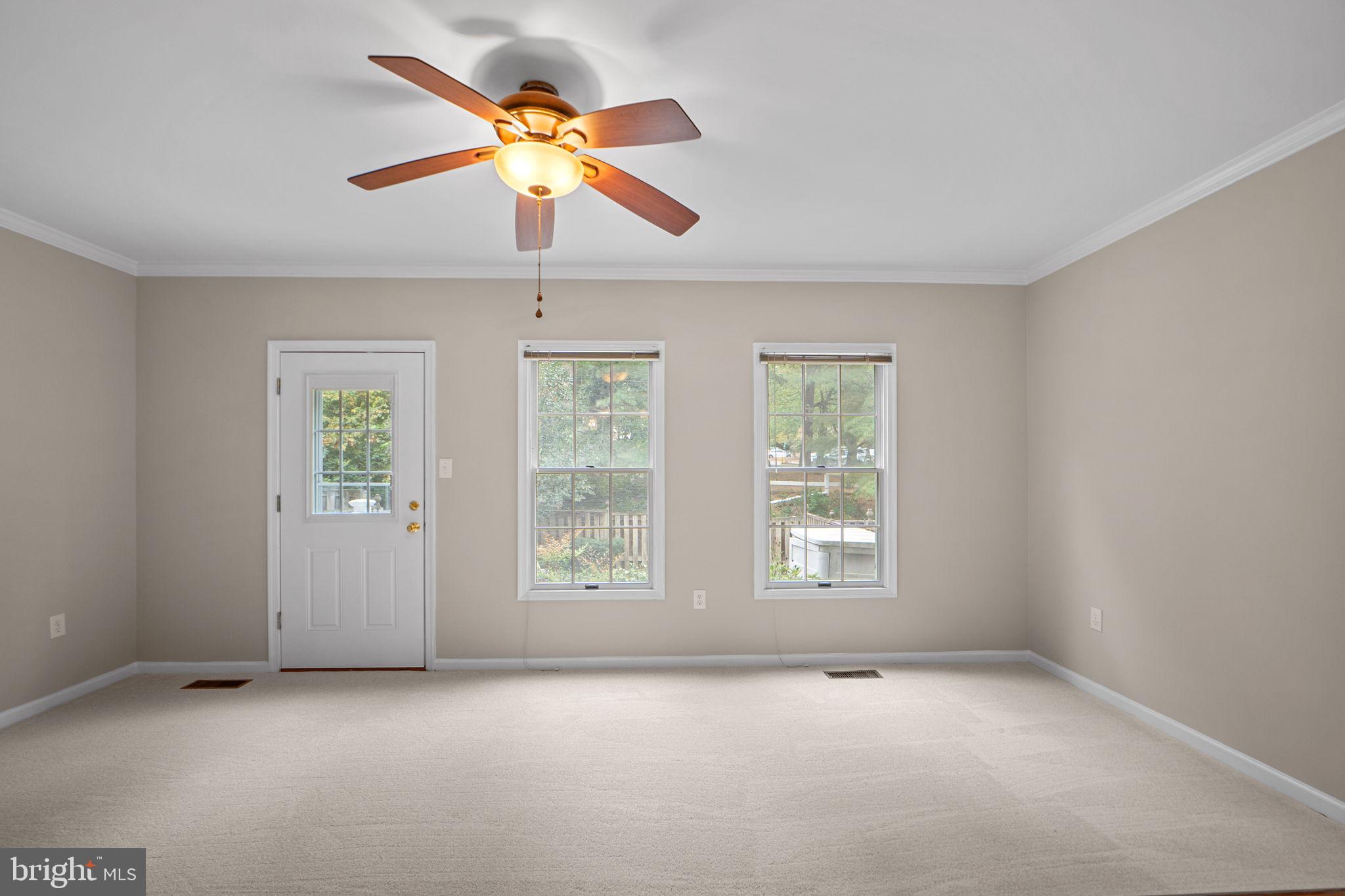 PARADISE / LANDS BAY - Residential