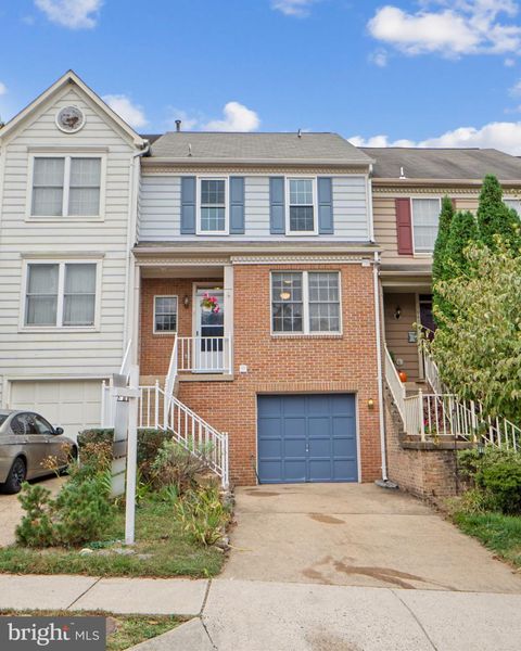 Photo of 7945 Blue Gray Circle, MANASSAS, VA 20109 (MLS # VAPW2106100)
