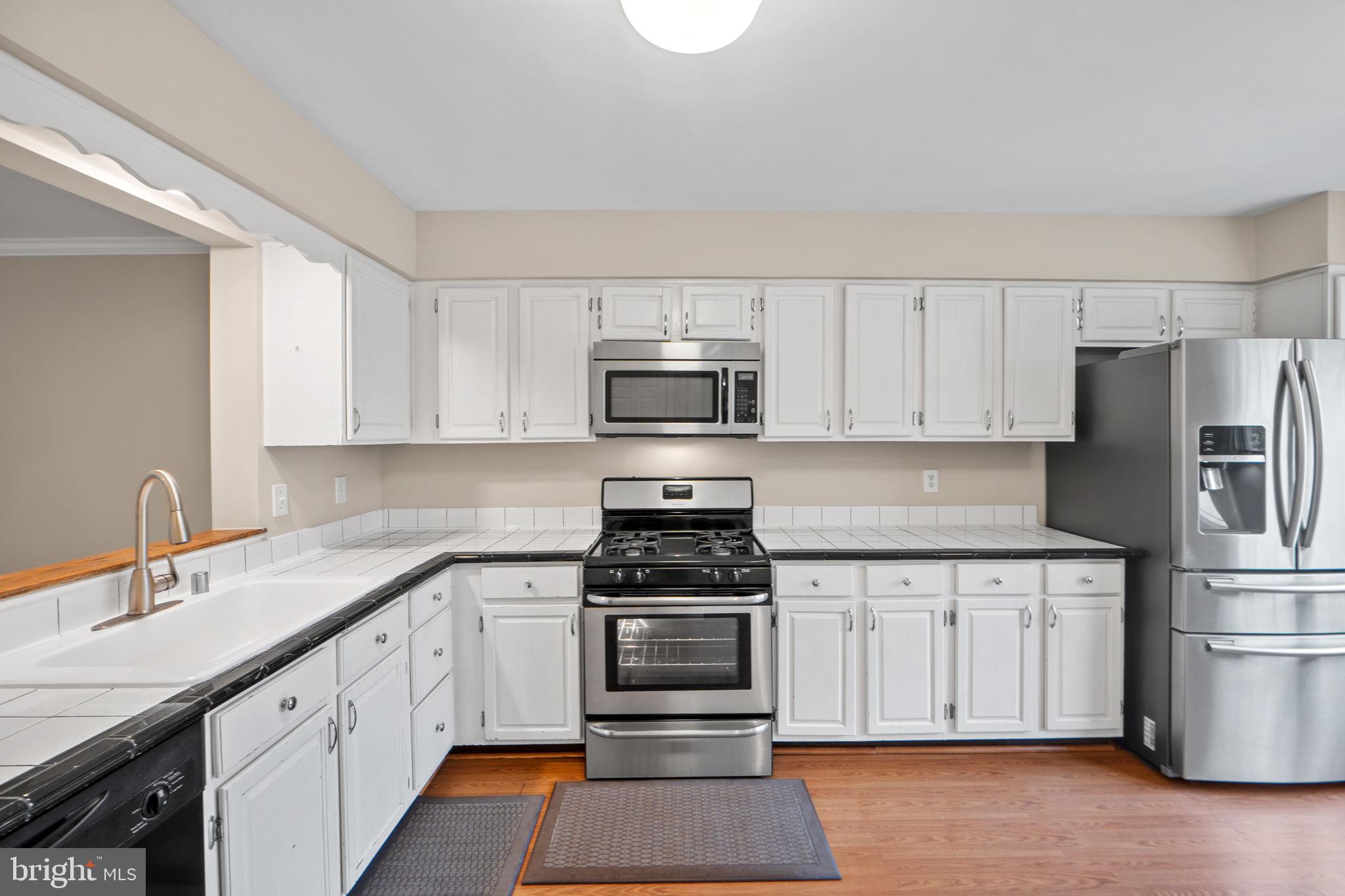 PARADISE / LANDS BAY - Residential